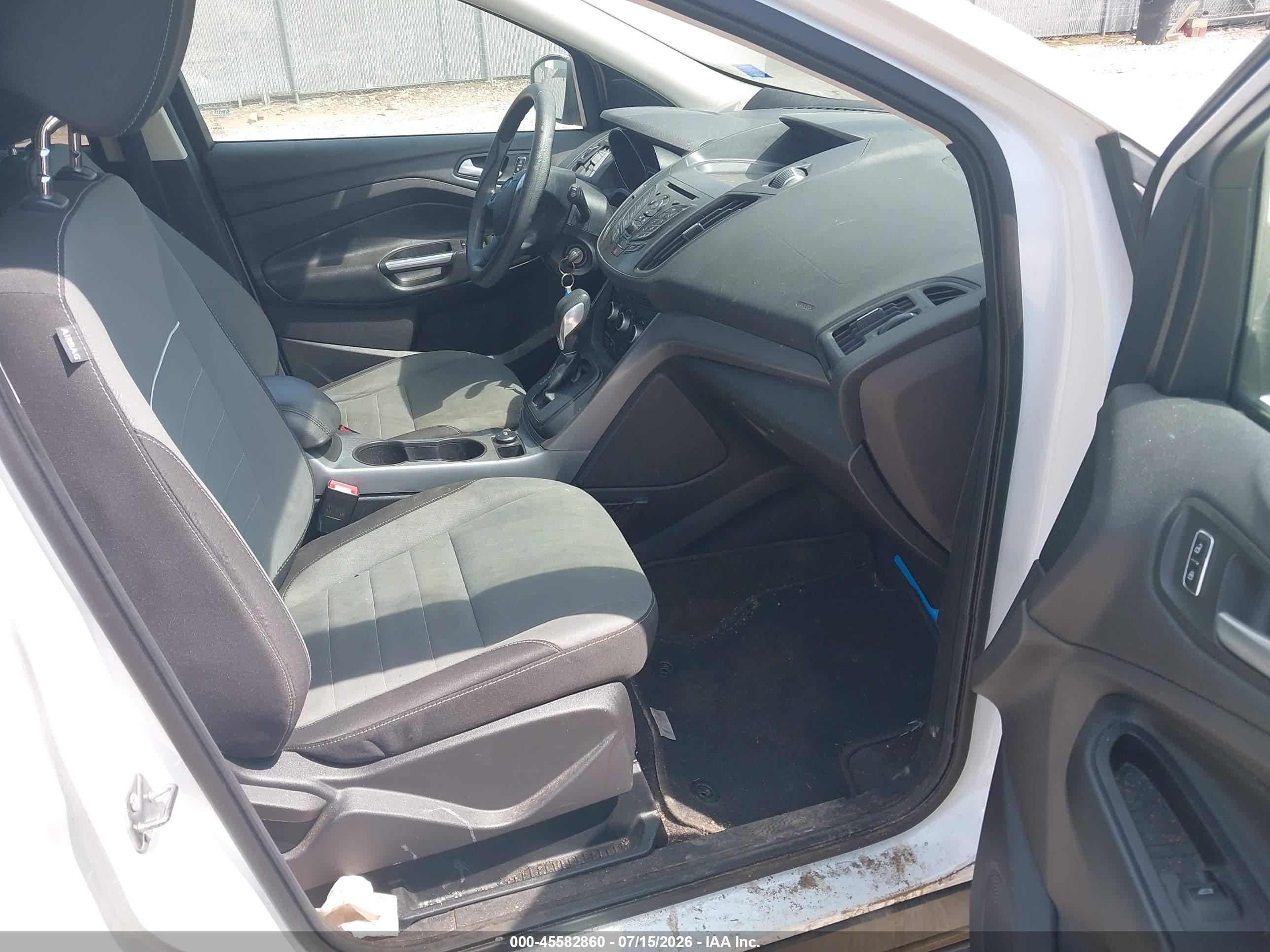 2015 Ford Escape Se White vin: 1FMCU9GX3FUB08893
