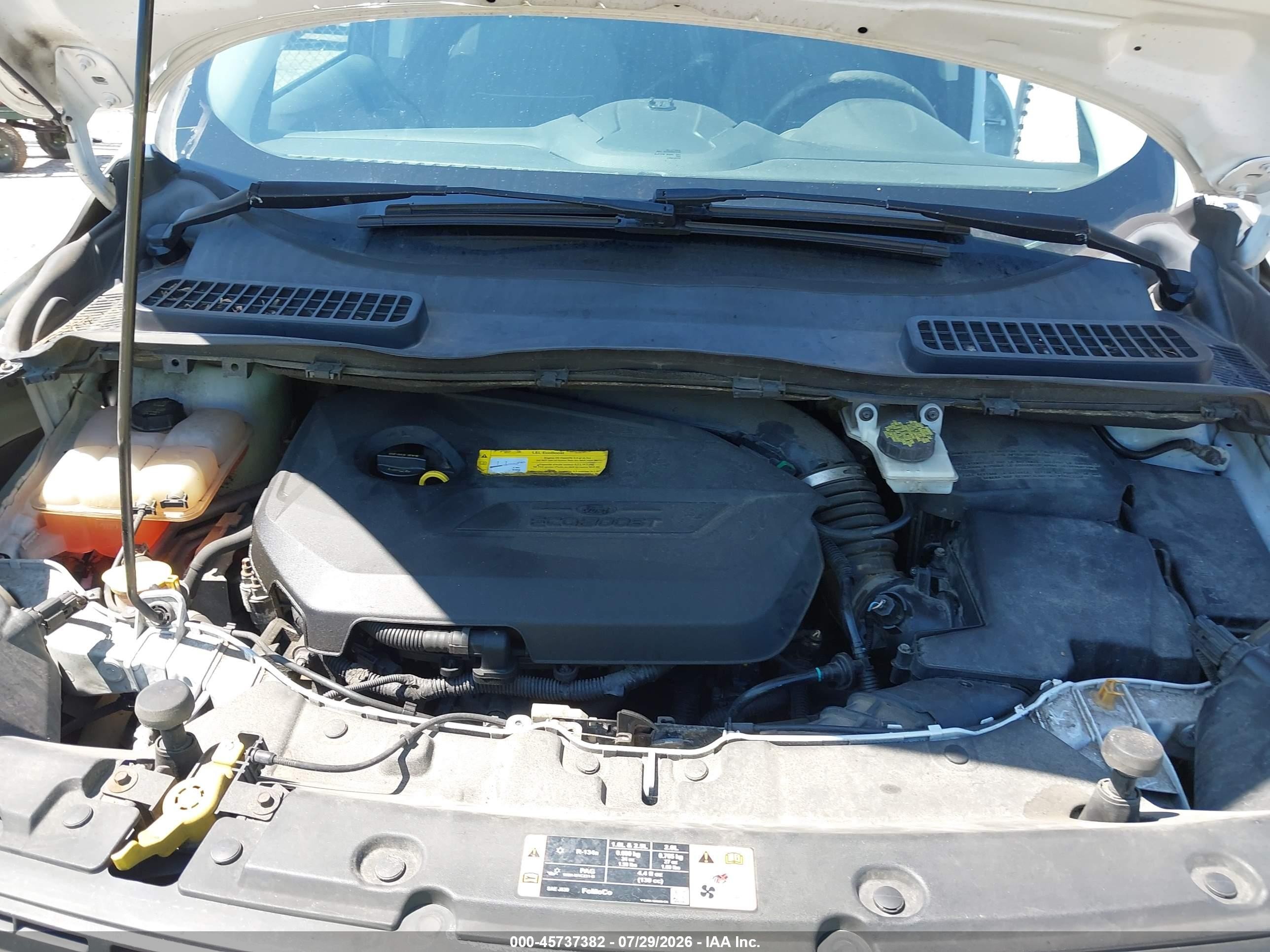 2015 Ford Escape Se Белый vin: 1FMCU9GX3FUB13737