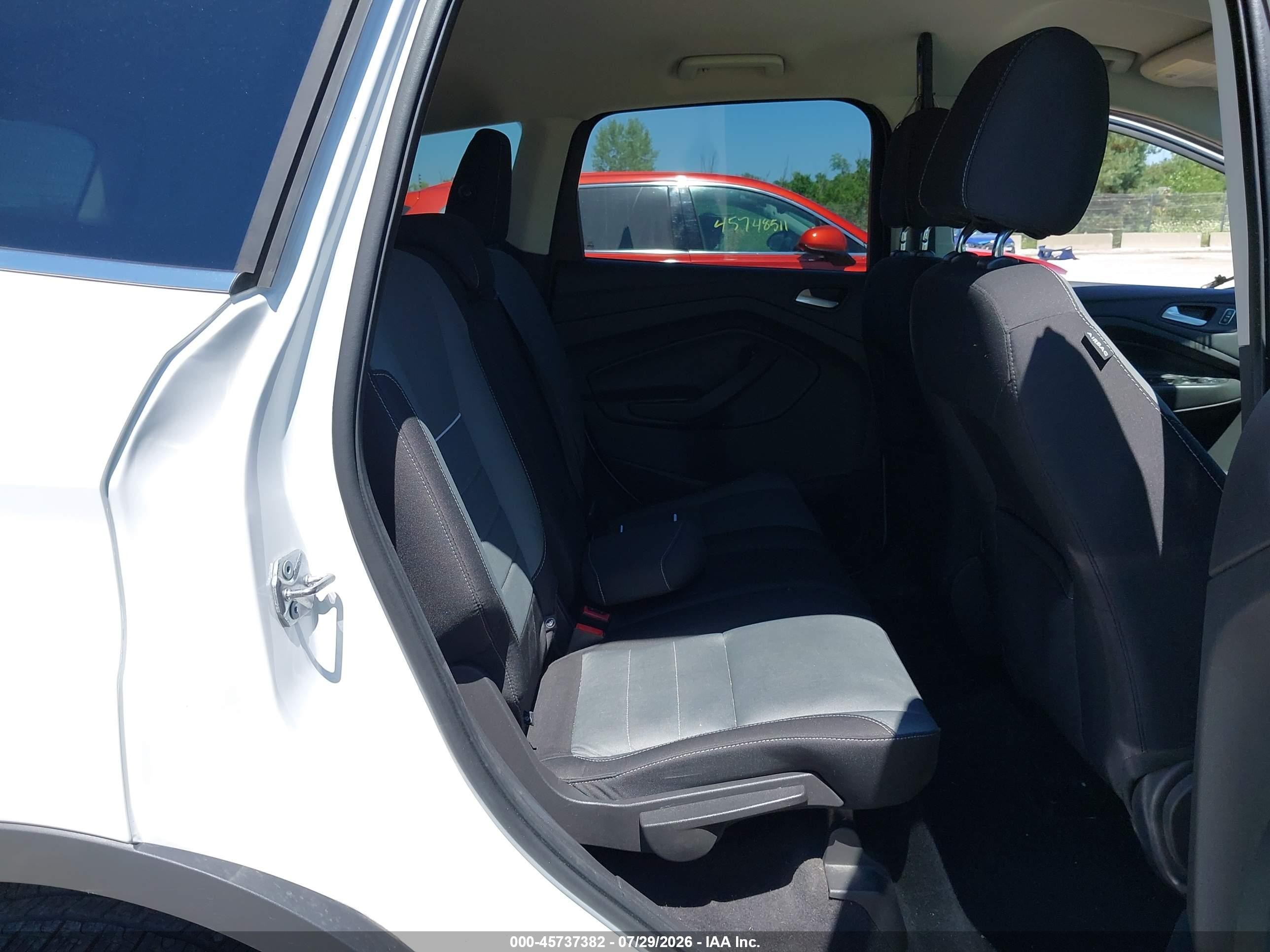 2015 Ford Escape Se Белый vin: 1FMCU9GX3FUB13737