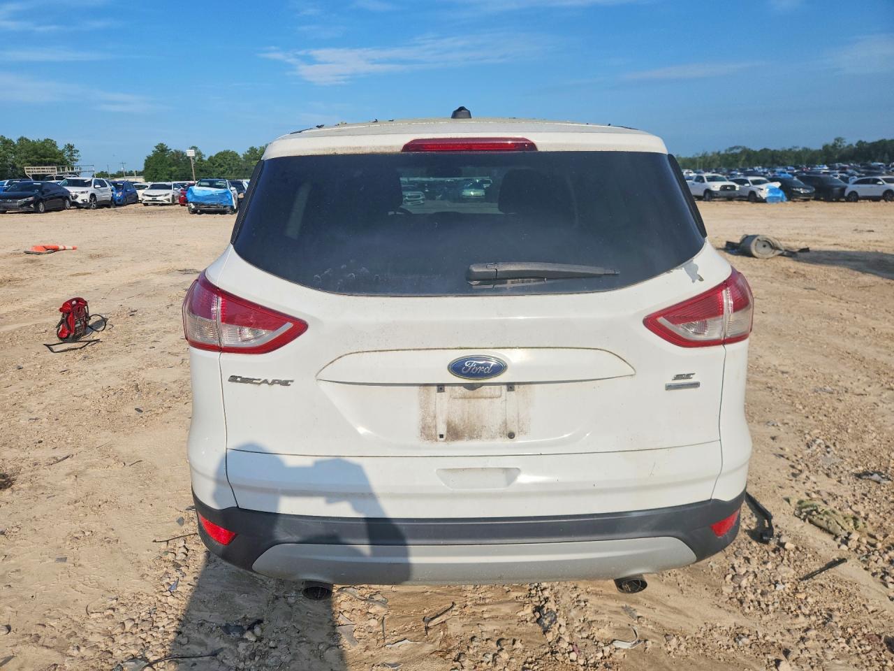 2015 Ford Escape Se White vin: 1FMCU9GX3FUB96991