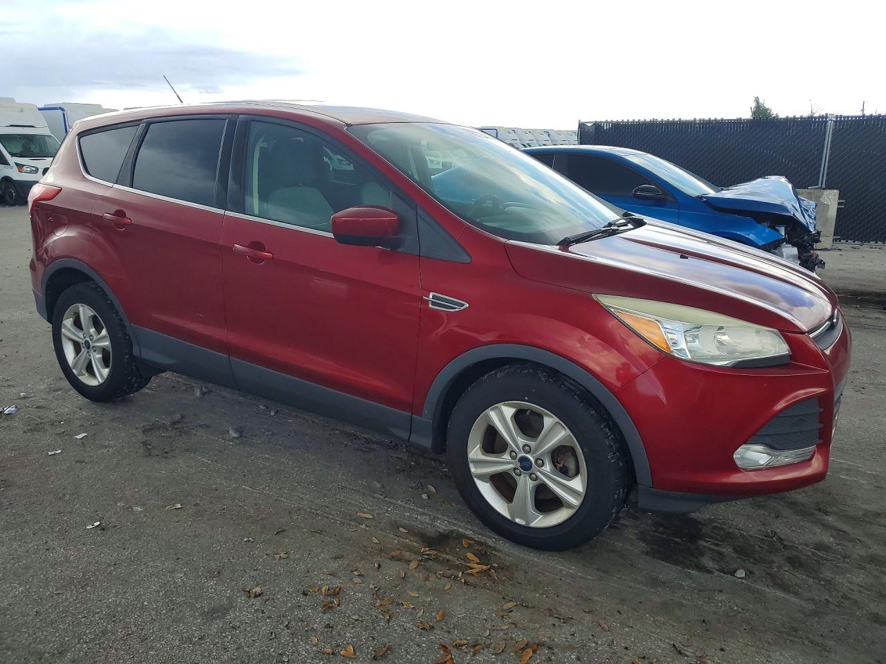 2015 Ford Escape Se Red vin: 1FMCU9GX3FUC22358