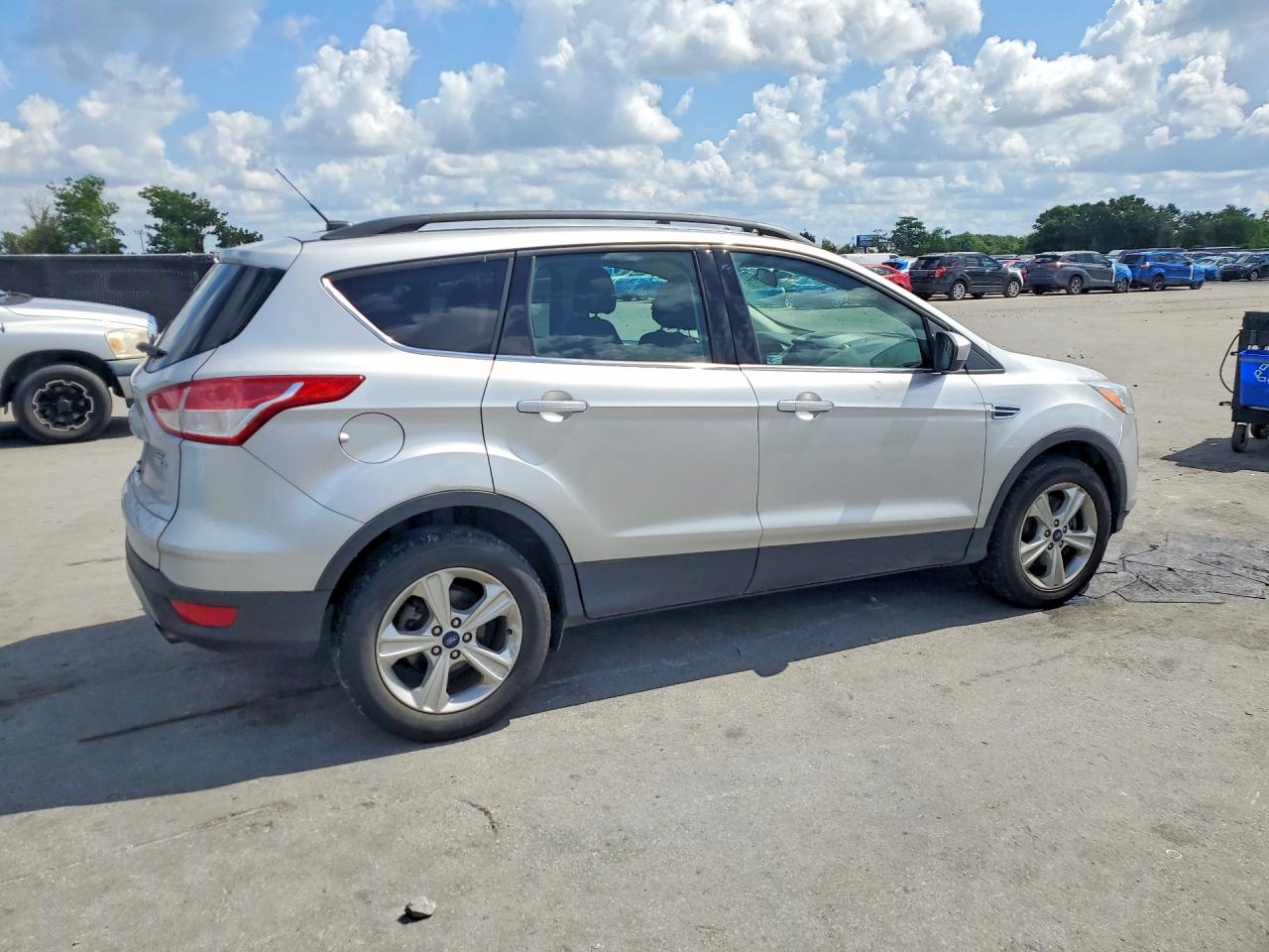 2015 Ford Escape Se Silver vin: 1FMCU9GX3FUC27110
