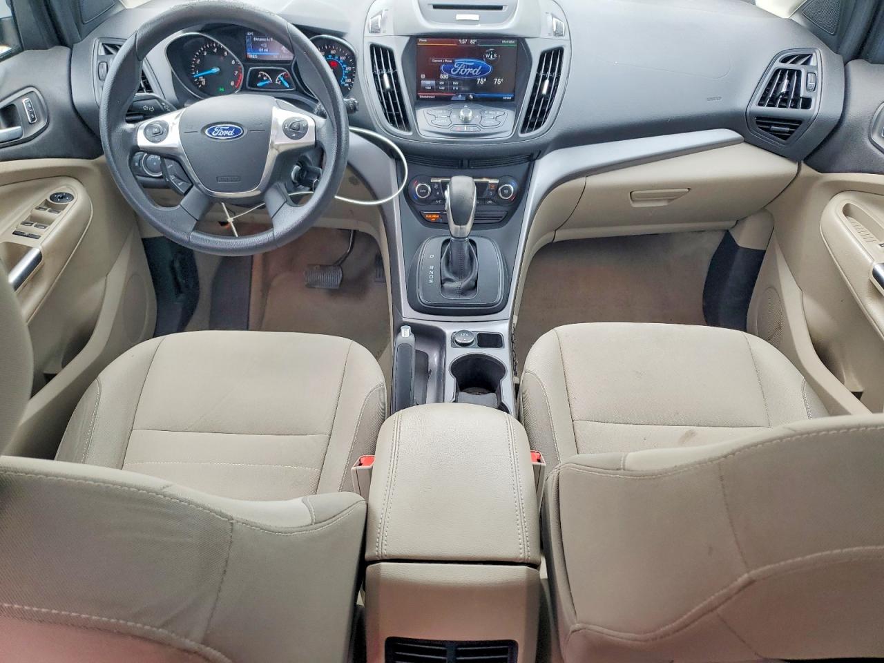 2015 Ford Escape Se Белый vin: 1FMCU9GX3FUC30993