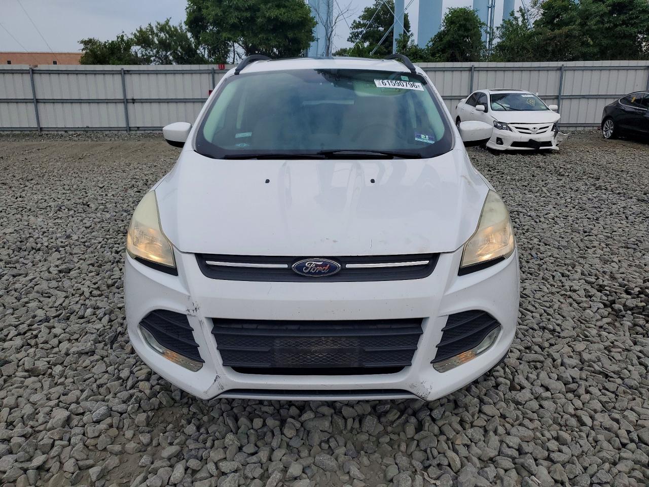 2015 Ford Escape Se Белый vin: 1FMCU9GX3FUC30993