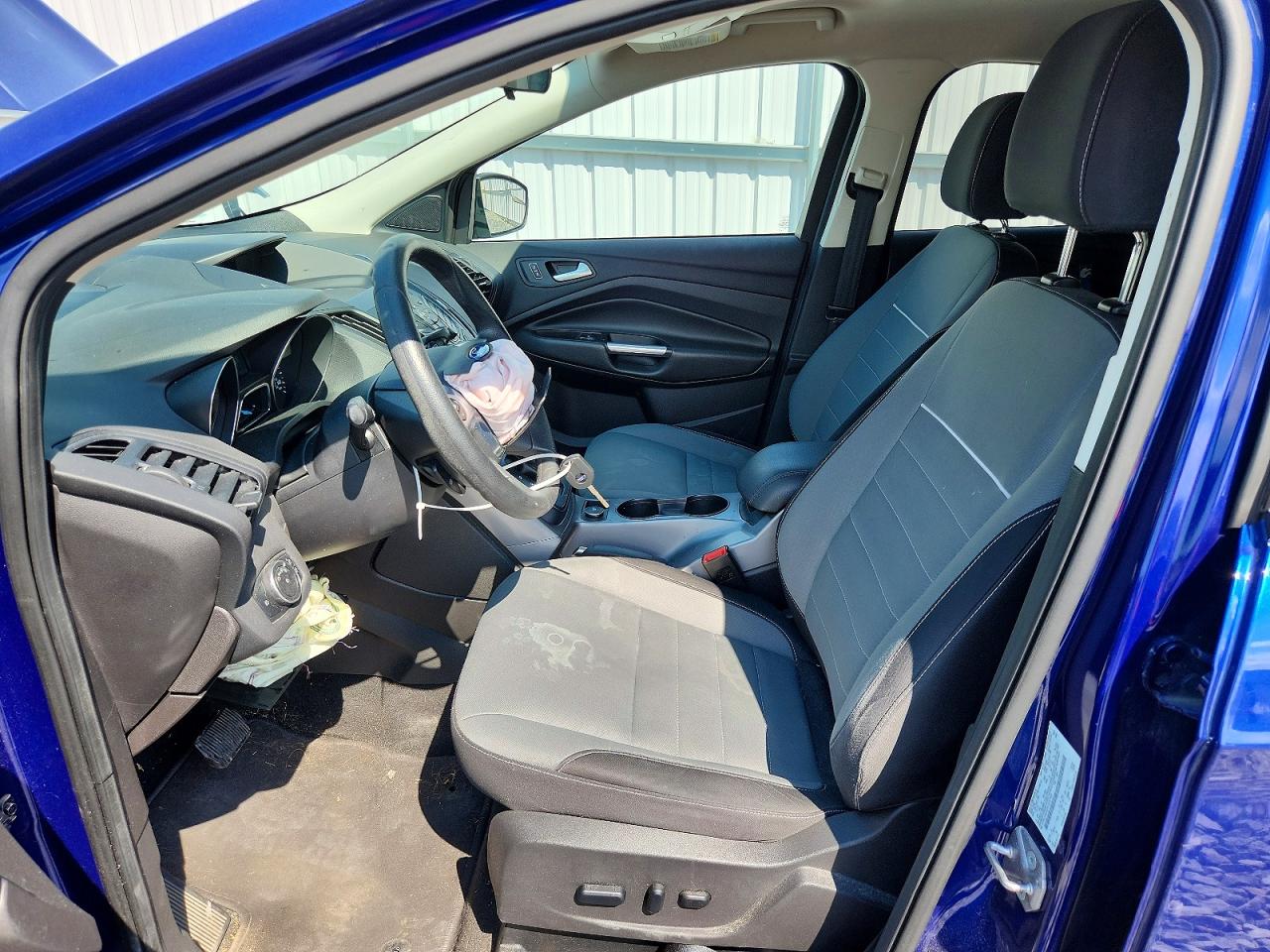 2015 Ford Escape Se Синий vin: 1FMCU9GX3FUC57739