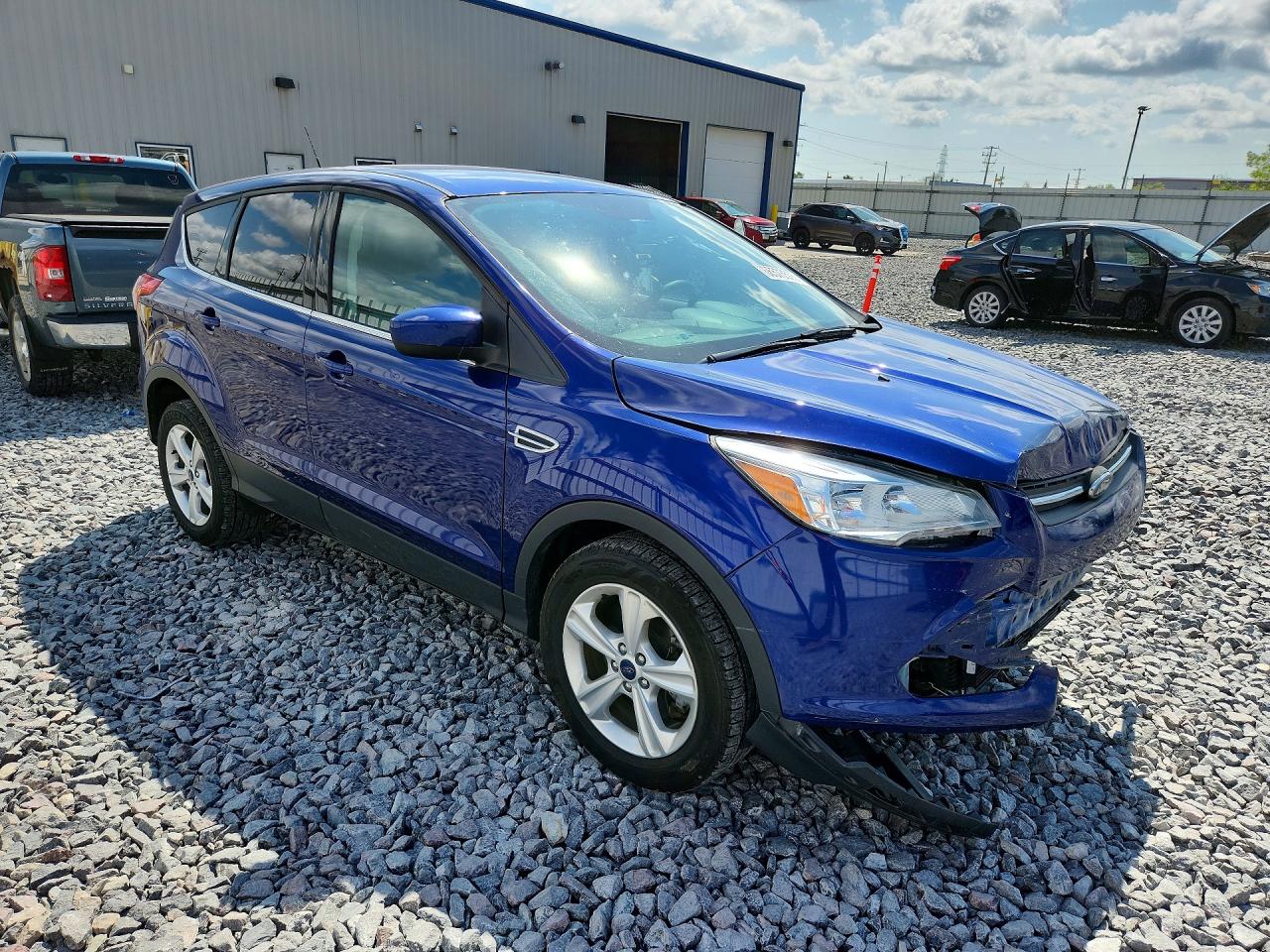 2015 Ford Escape Se Синий vin: 1FMCU9GX3FUC57739