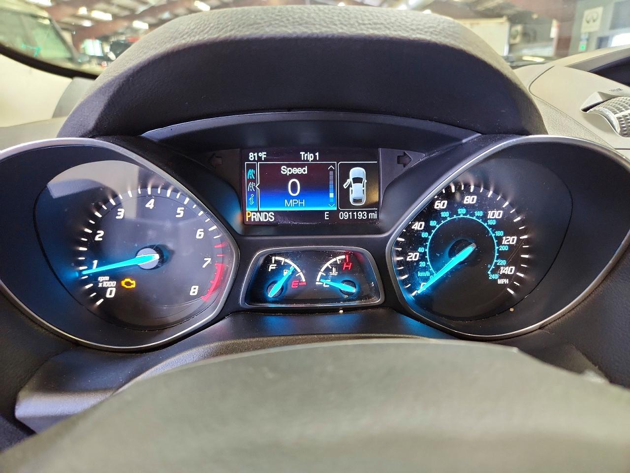 2016 Ford Escape Se White vin: 1FMCU9GX3GUB74751
