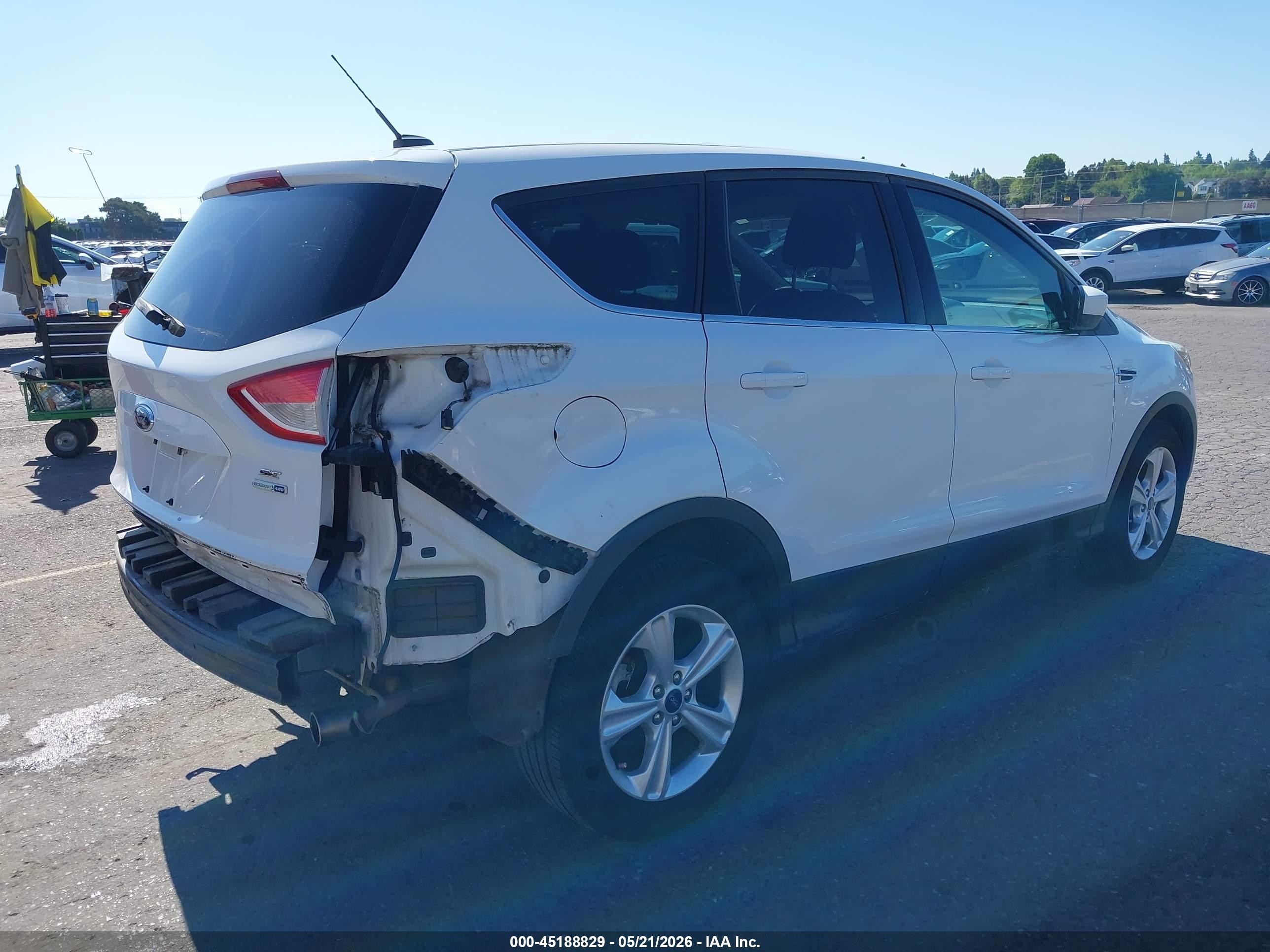 2013 Ford Escape Se White vin: 1FMCU9GX4DUB47098
