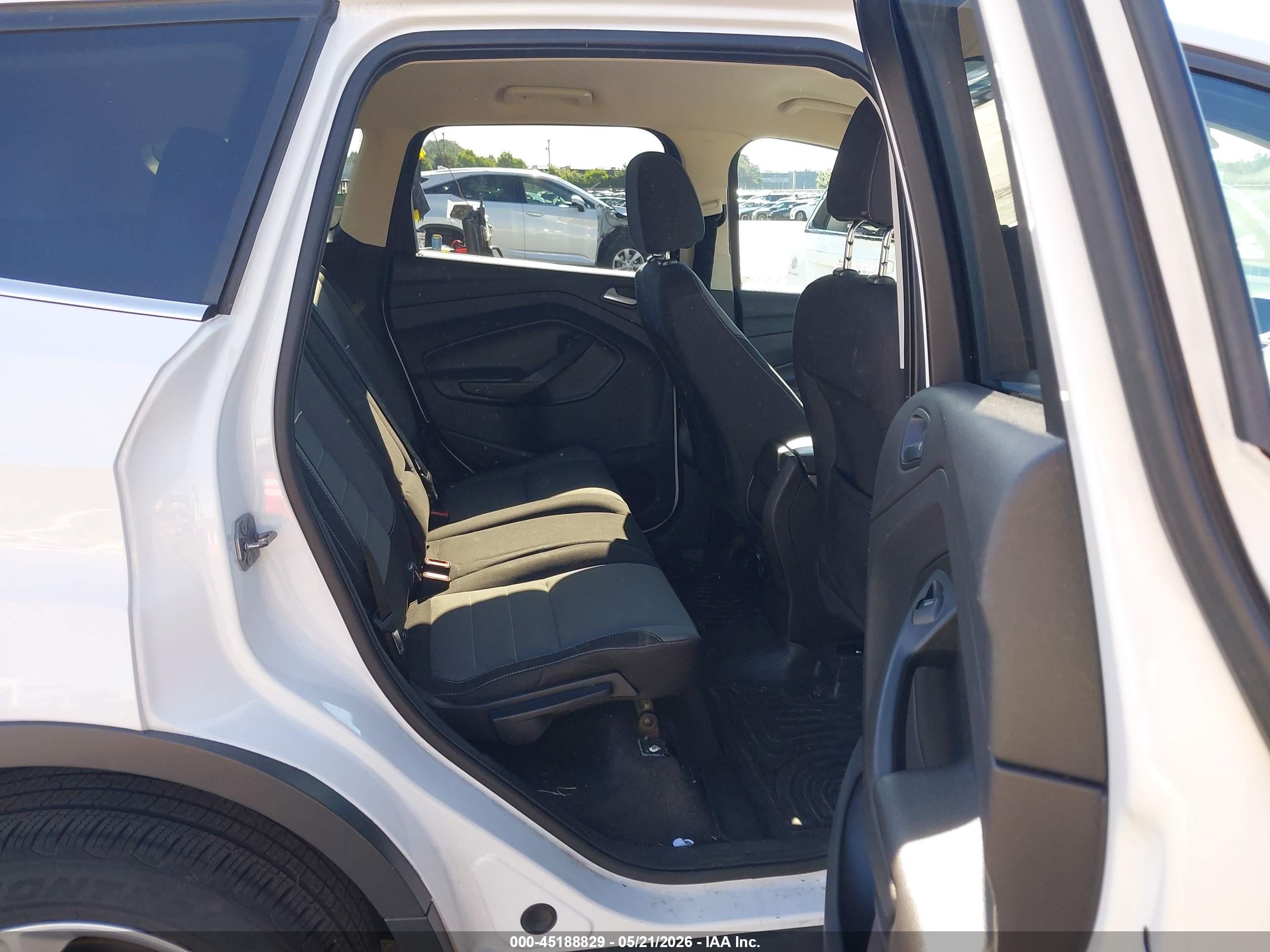 2013 Ford Escape Se White vin: 1FMCU9GX4DUB47098