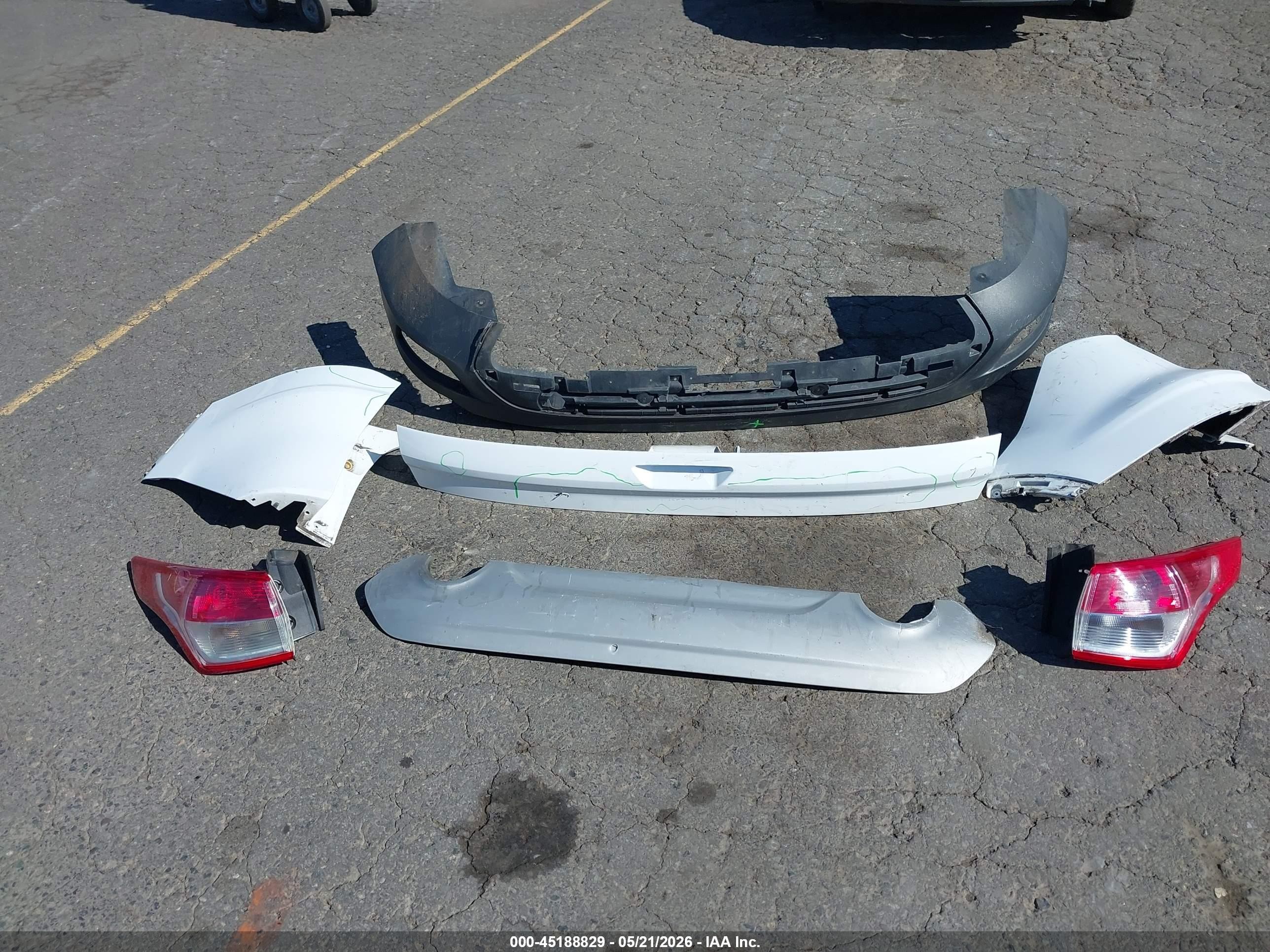 2013 Ford Escape Se White vin: 1FMCU9GX4DUB47098