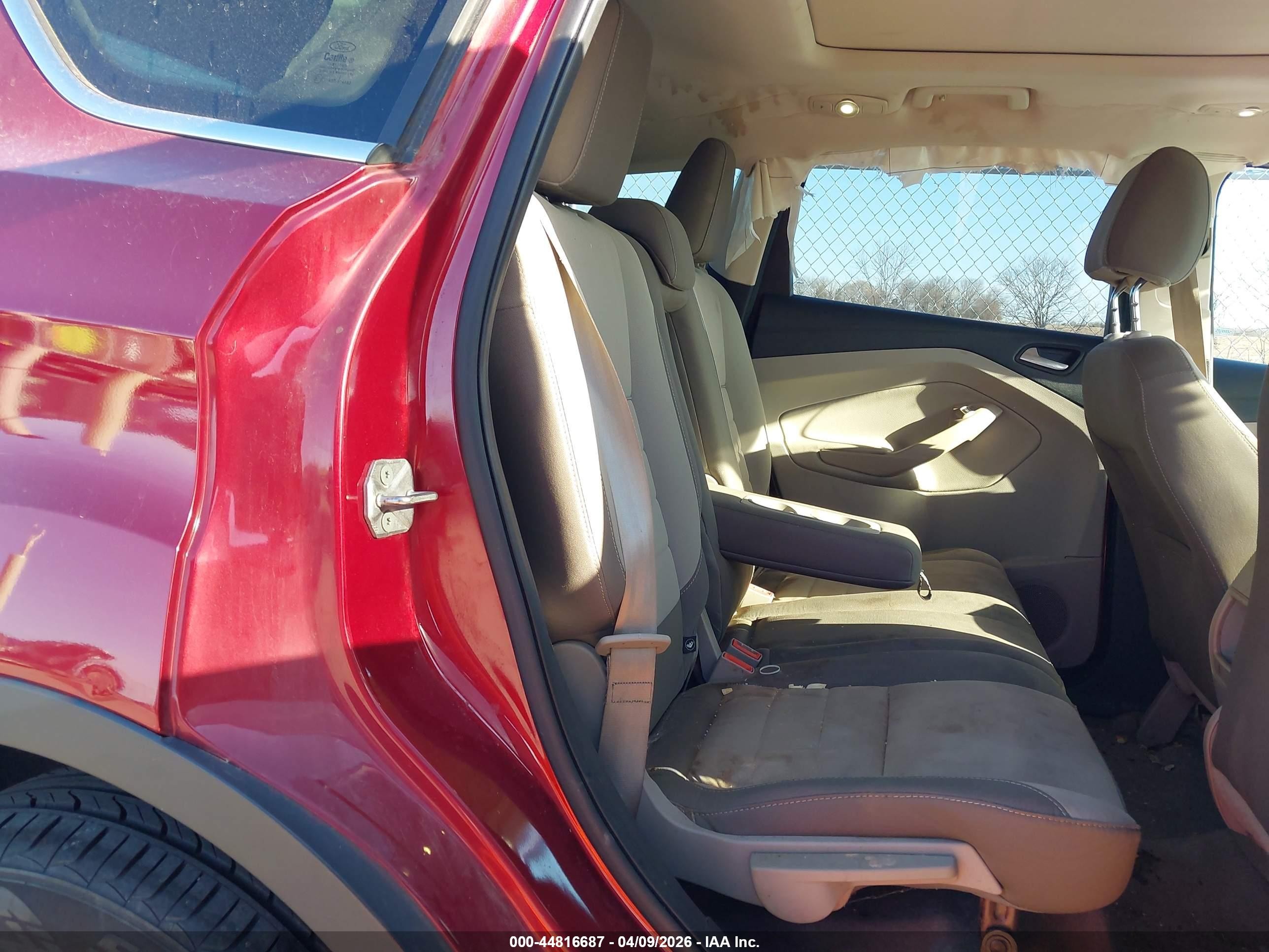 2014 Ford Escape Se Red vin: 1FMCU9GX4EUA43700