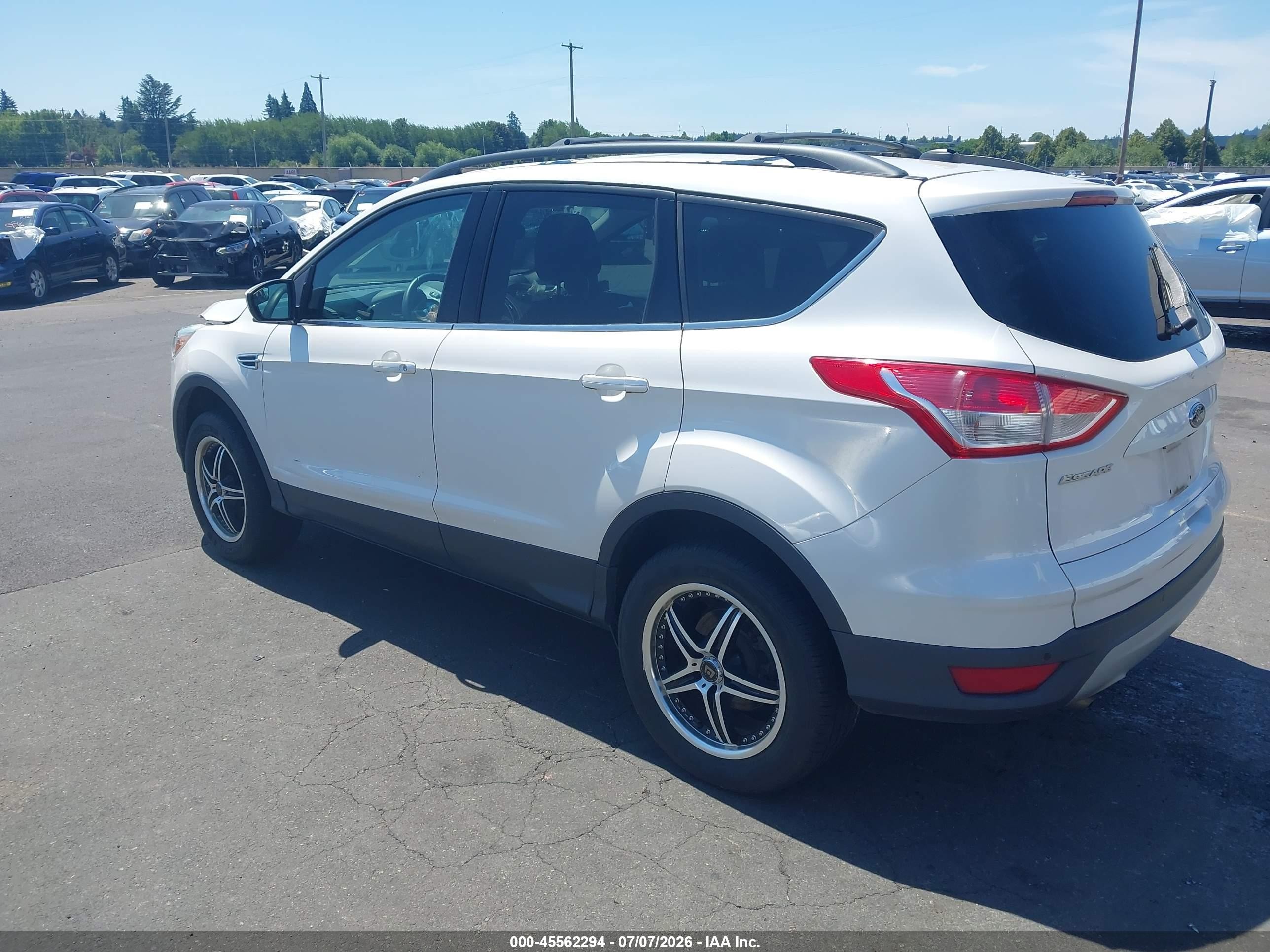 2014 Ford Escape Se White vin: 1FMCU9GX4EUA62621