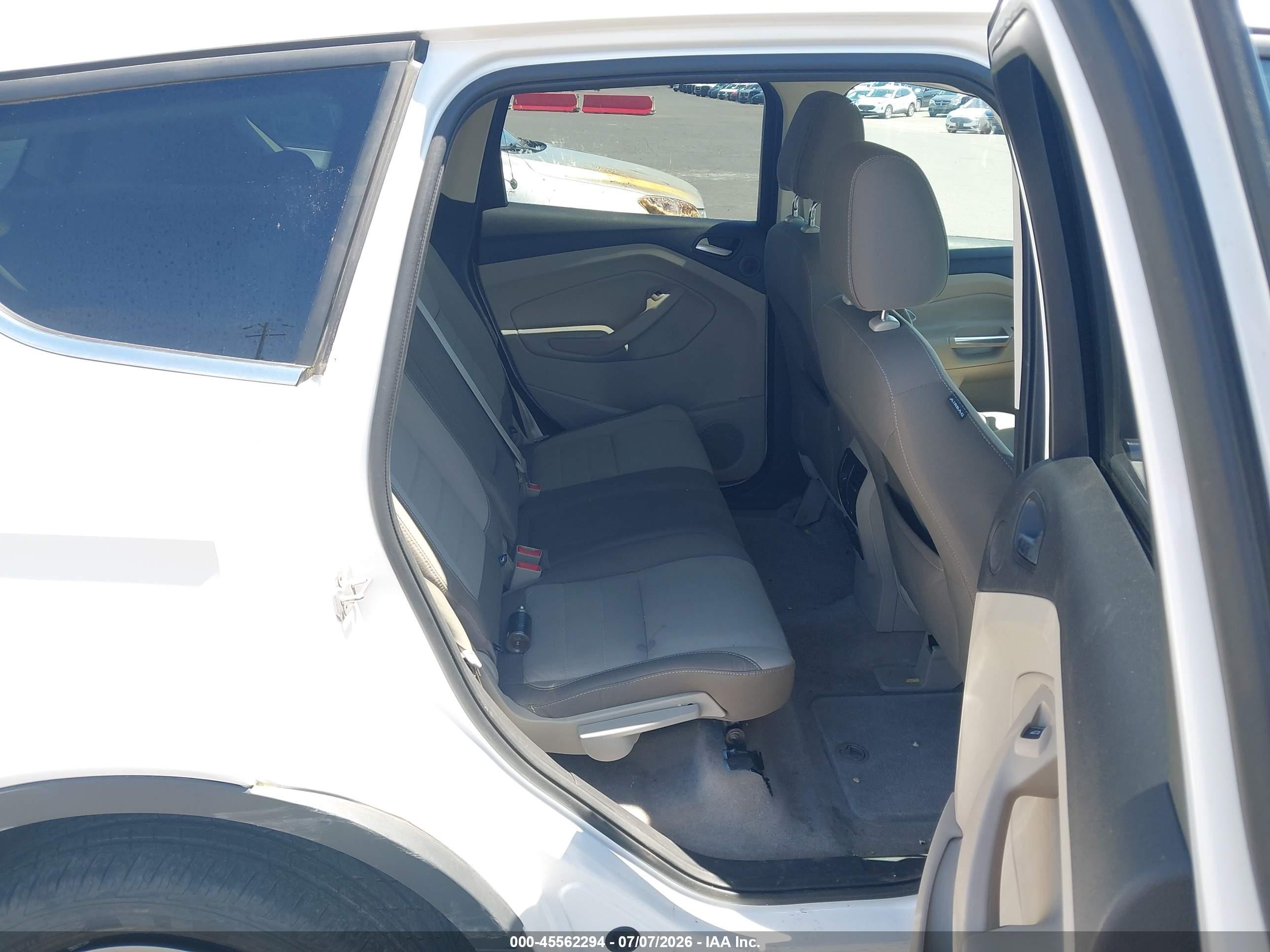 2014 Ford Escape Se White vin: 1FMCU9GX4EUA62621