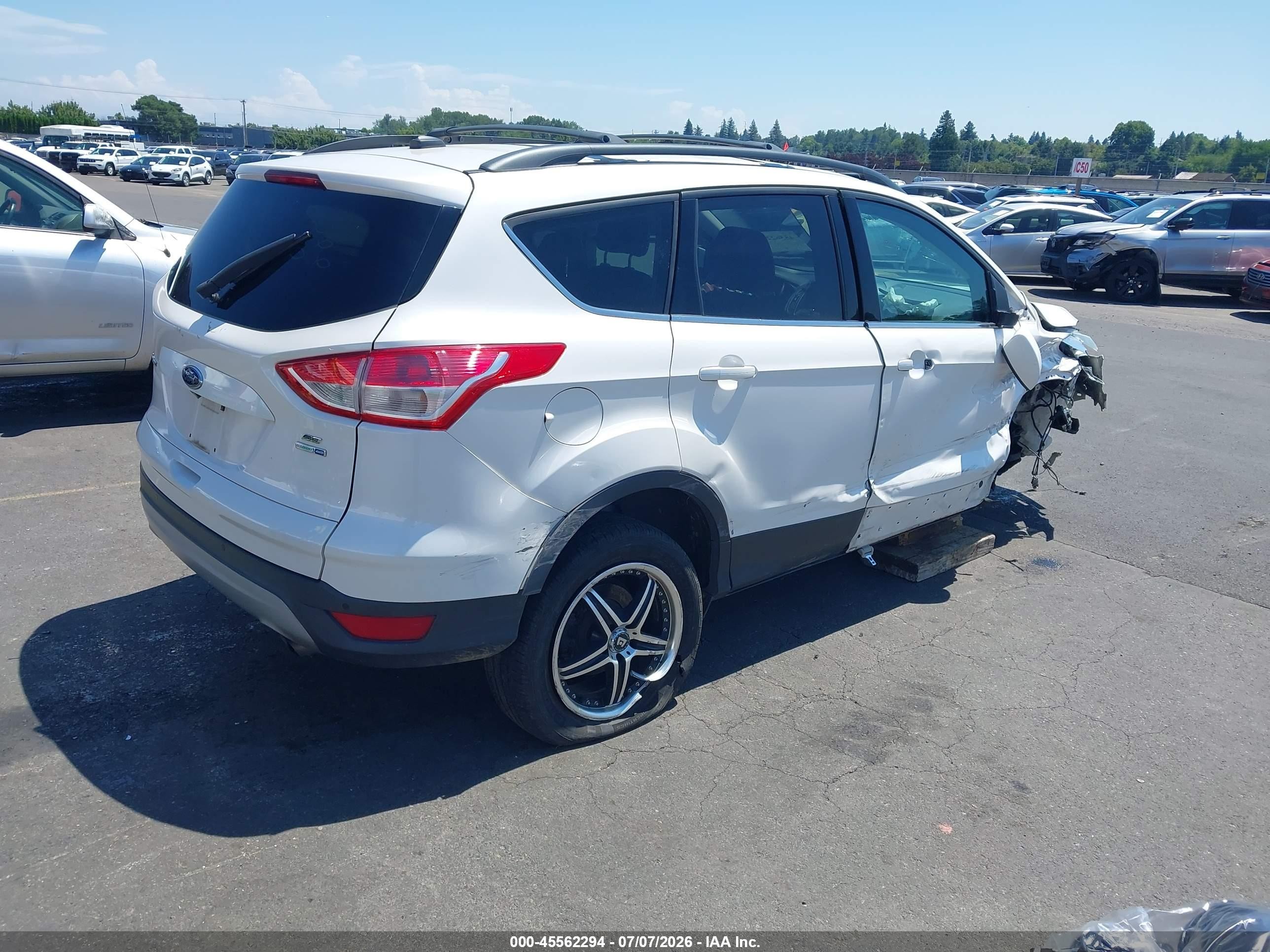 2014 Ford Escape Se White vin: 1FMCU9GX4EUA62621