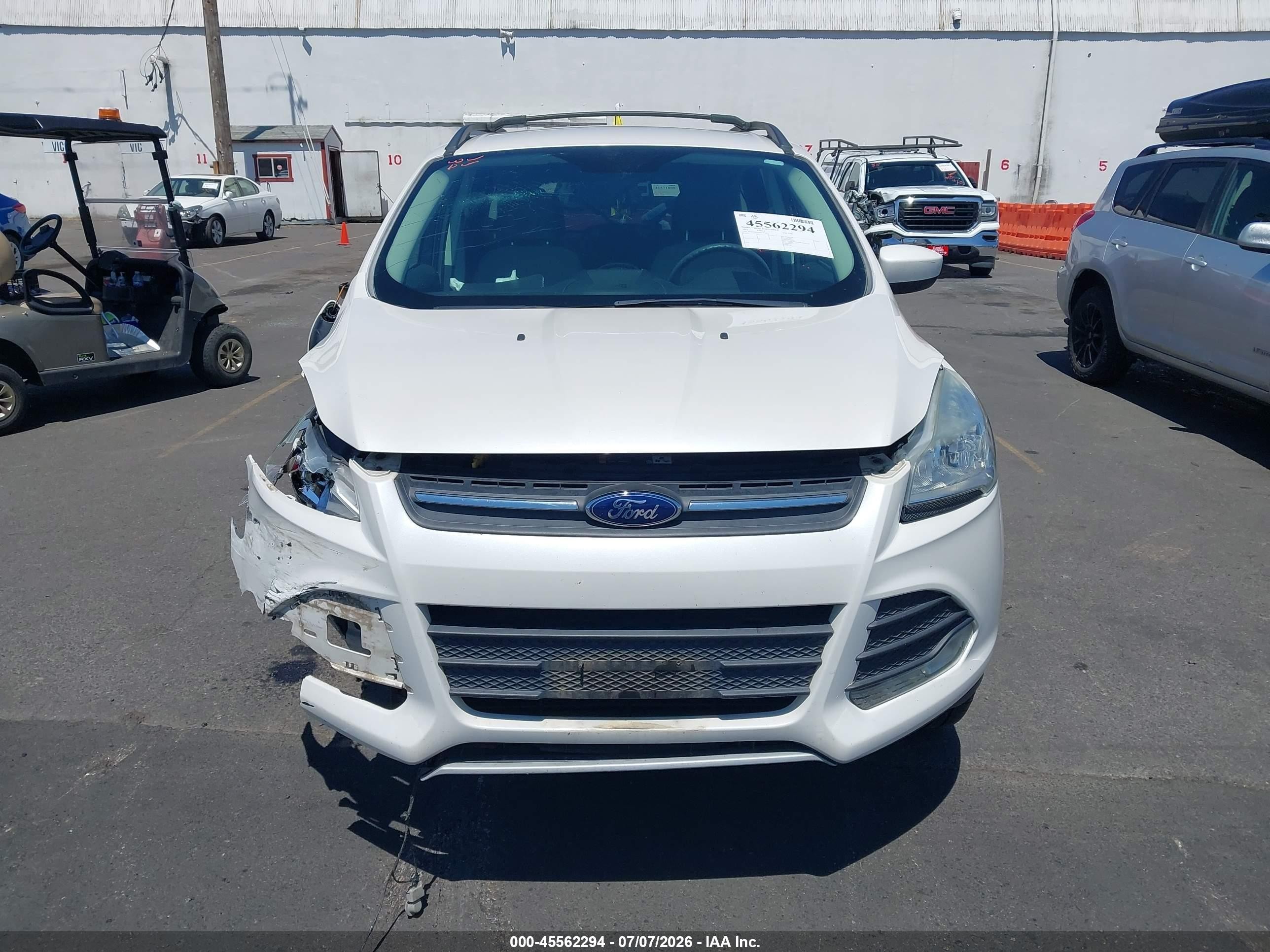 2014 Ford Escape Se White vin: 1FMCU9GX4EUA62621