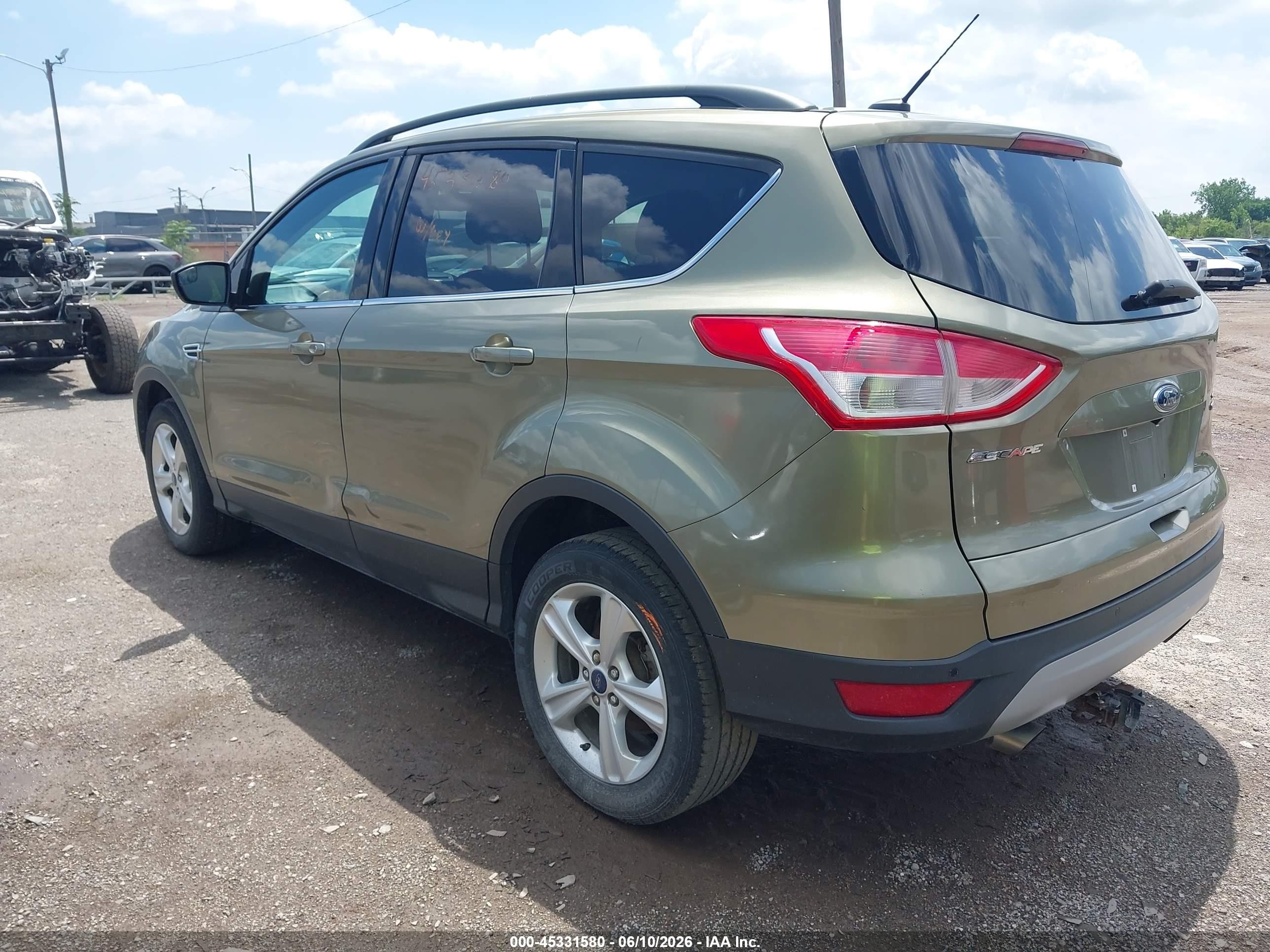 2014 Ford Escape Se Зеленый vin: 1FMCU9GX4EUB35311