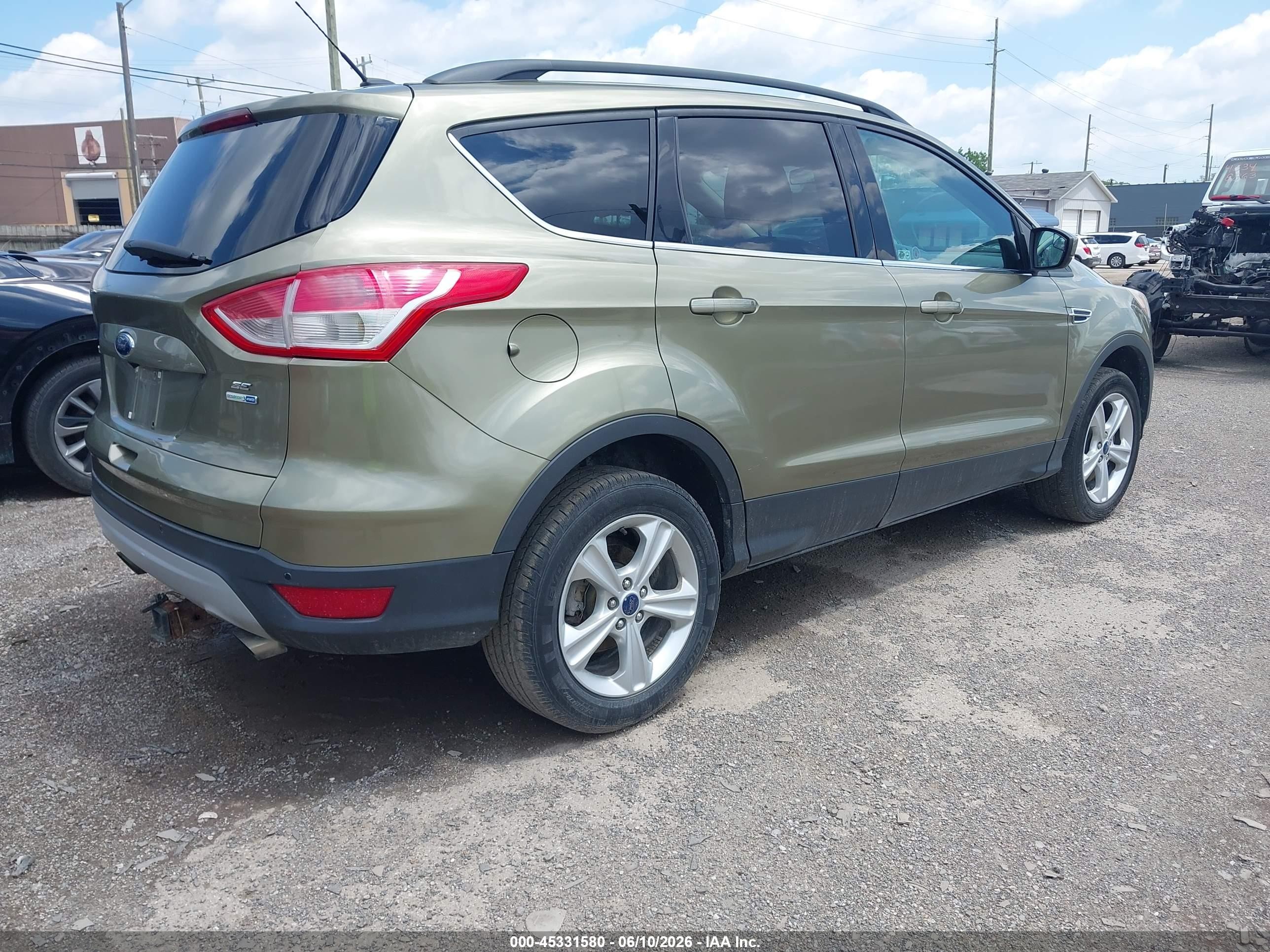 2014 Ford Escape Se Зеленый vin: 1FMCU9GX4EUB35311