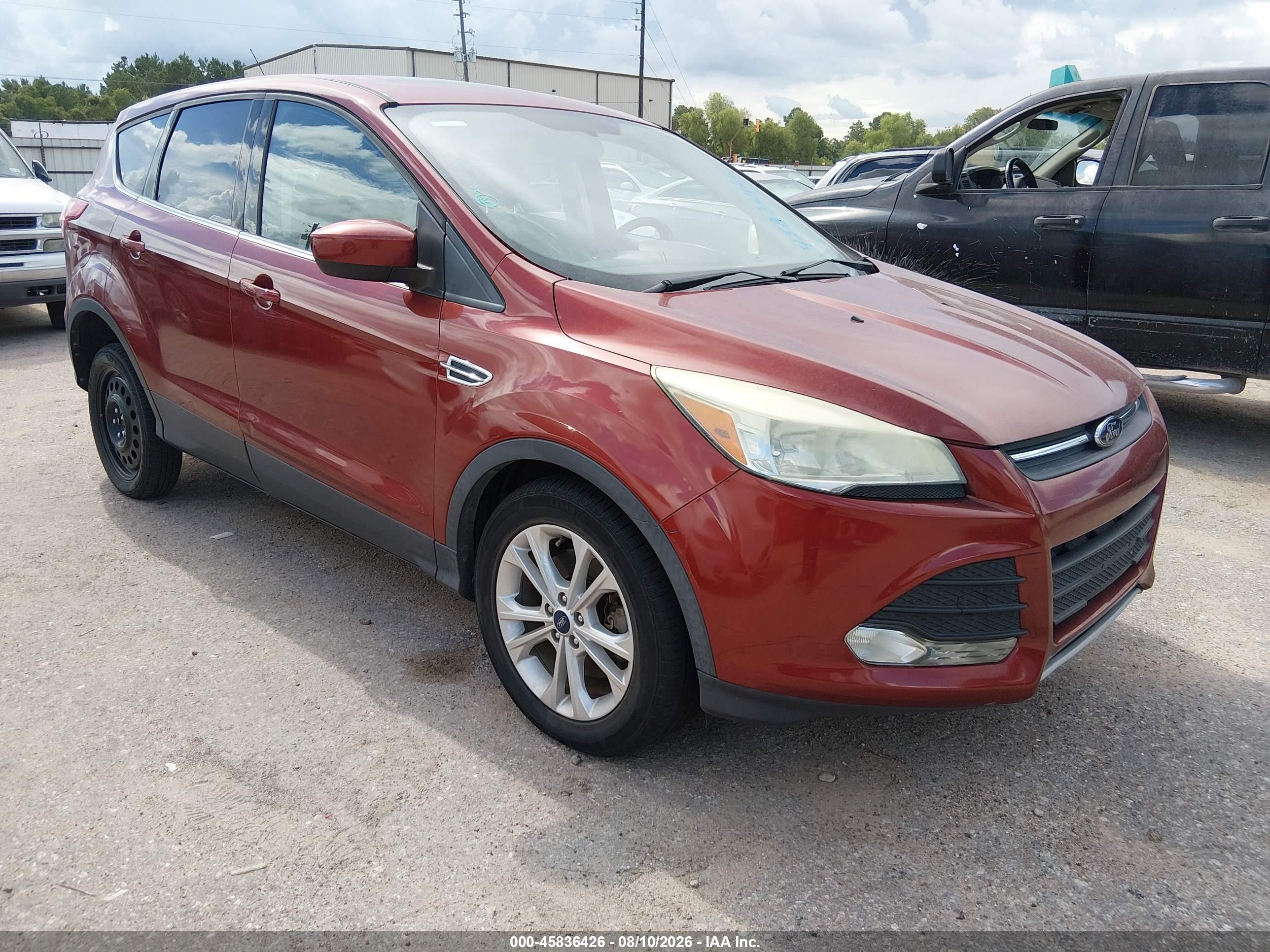 2015 Ford Escape Se Красный vin: 1FMCU9GX4FUA74690