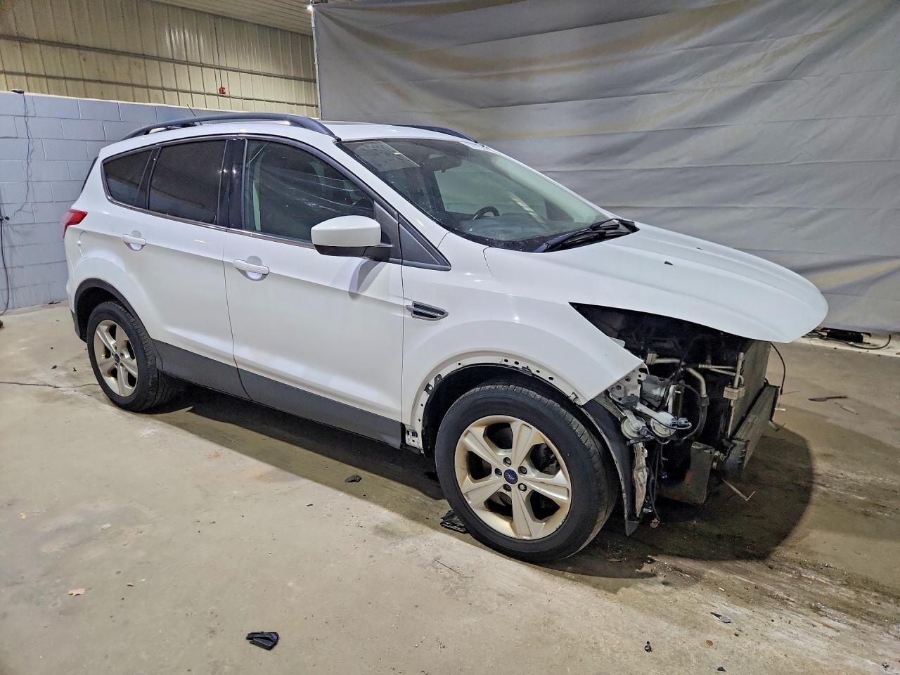2015 Ford Escape Se White vin: 1FMCU9GX4FUB99785