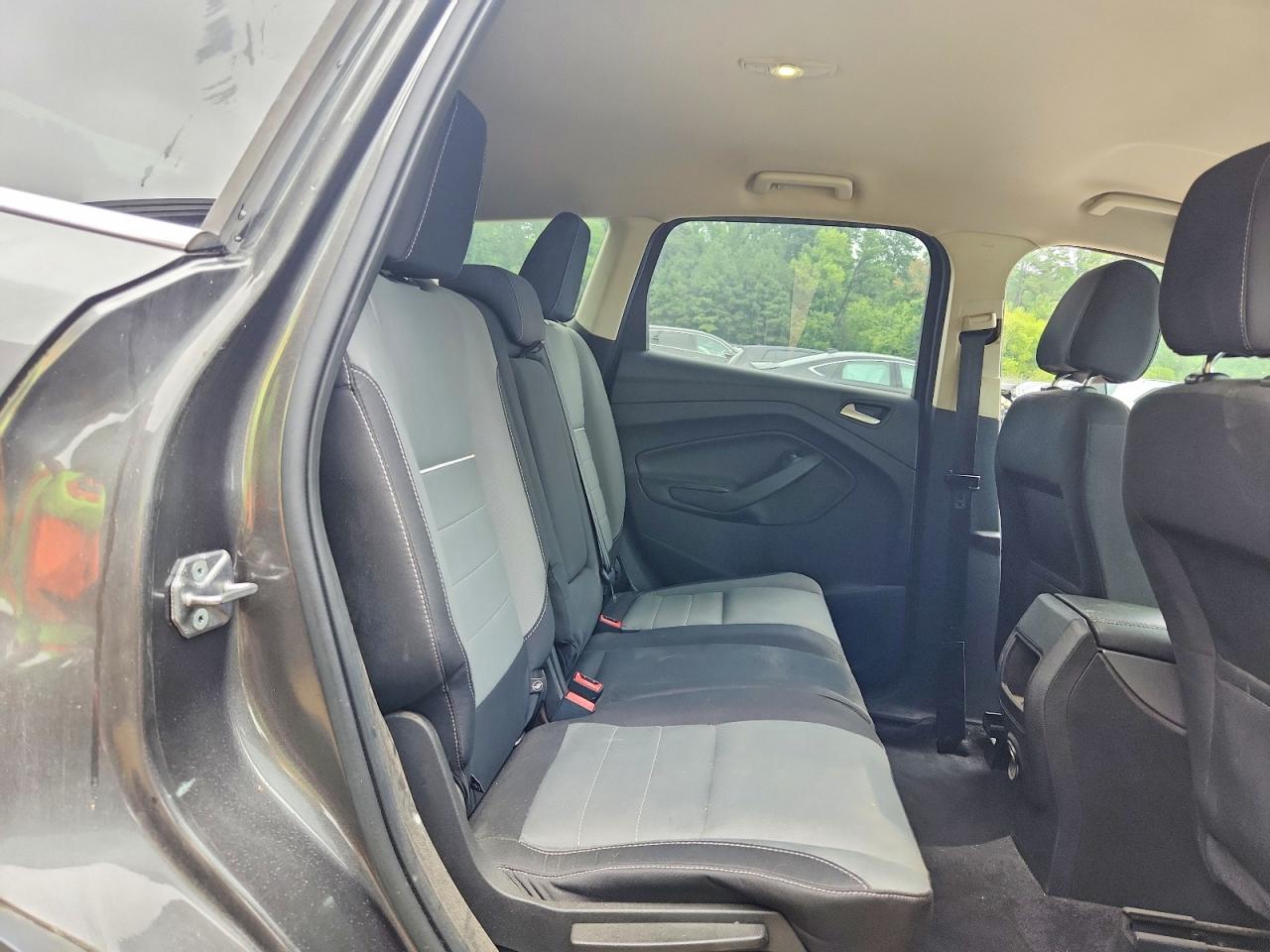 2015 Ford Escape Se Gray vin: 1FMCU9GX4FUC54624