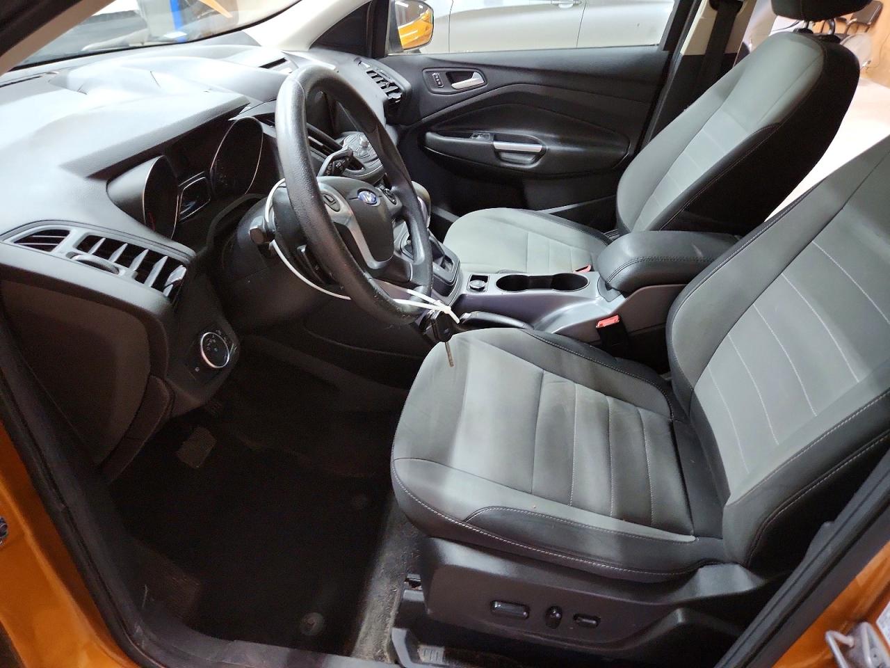 2016 Ford Escape Se Orange vin: 1FMCU9GX4GUB22948