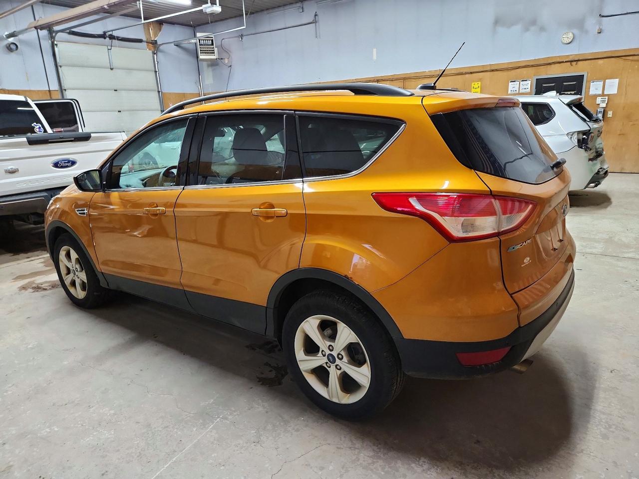 2016 Ford Escape Se Orange vin: 1FMCU9GX4GUB22948