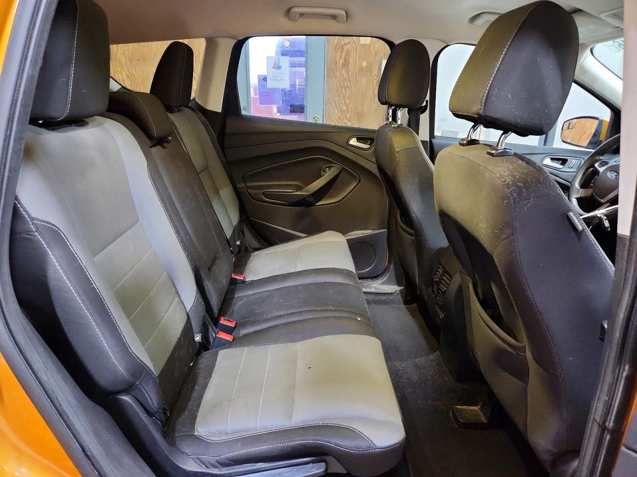 2016 Ford Escape Se Orange vin: 1FMCU9GX4GUB22948