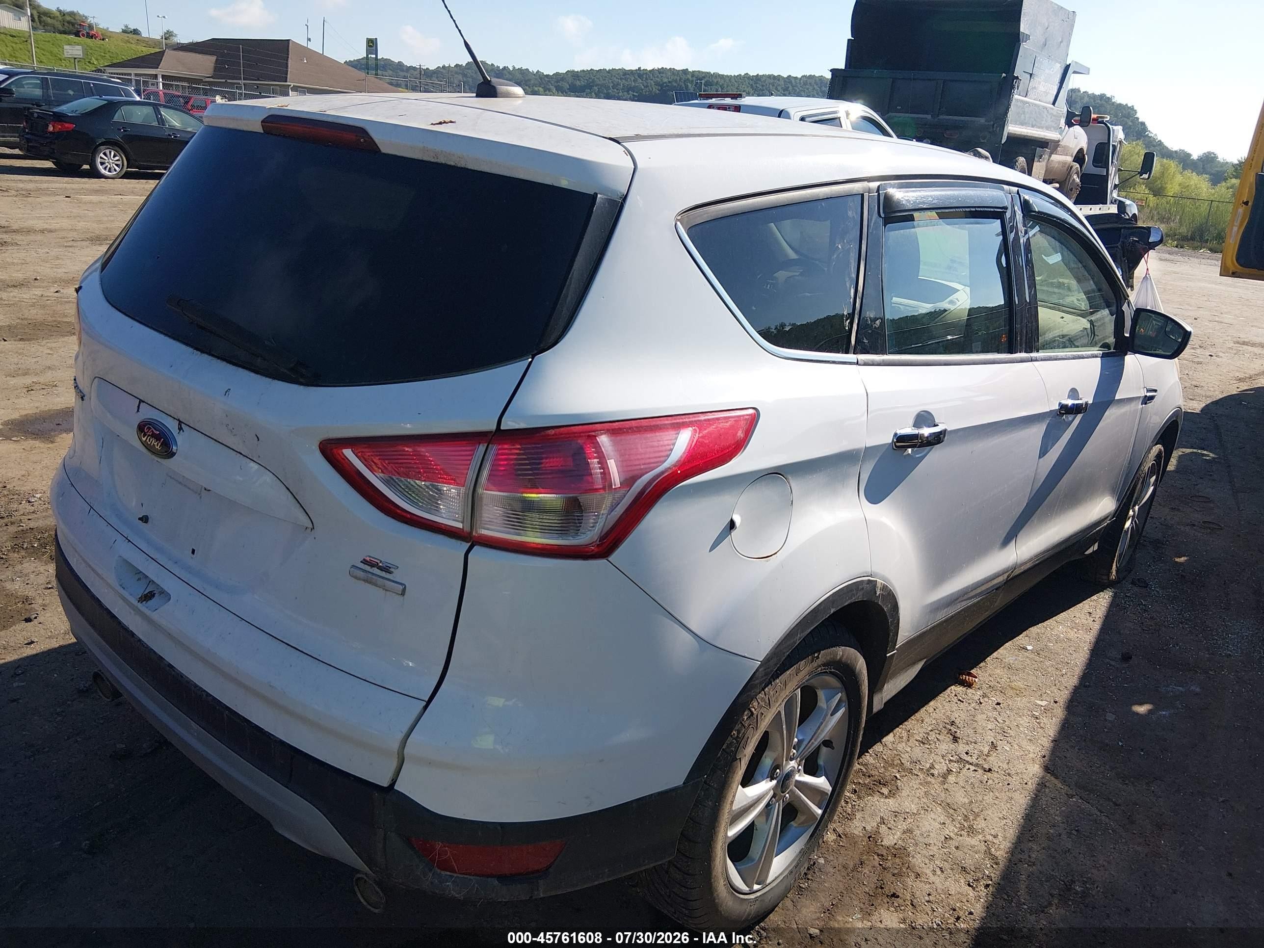 2013 Ford Escape Se White vin: 1FMCU9GX5DUA60830