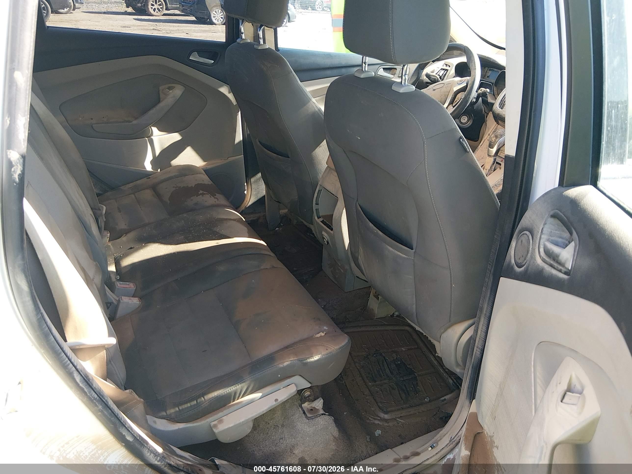 2013 Ford Escape Se White vin: 1FMCU9GX5DUA60830