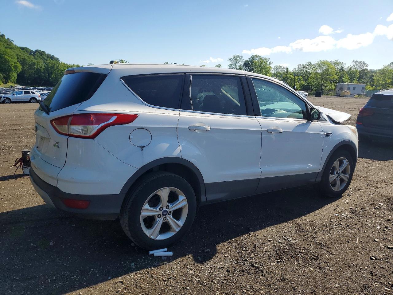 2013 Ford Escape Se Белый vin: 1FMCU9GX5DUD80813