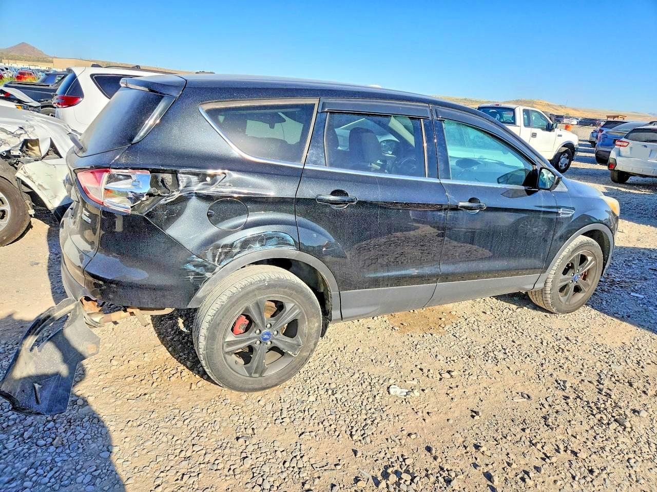 2013 Ford Escape Se Черный vin: 1FMCU9GX5DUD89012