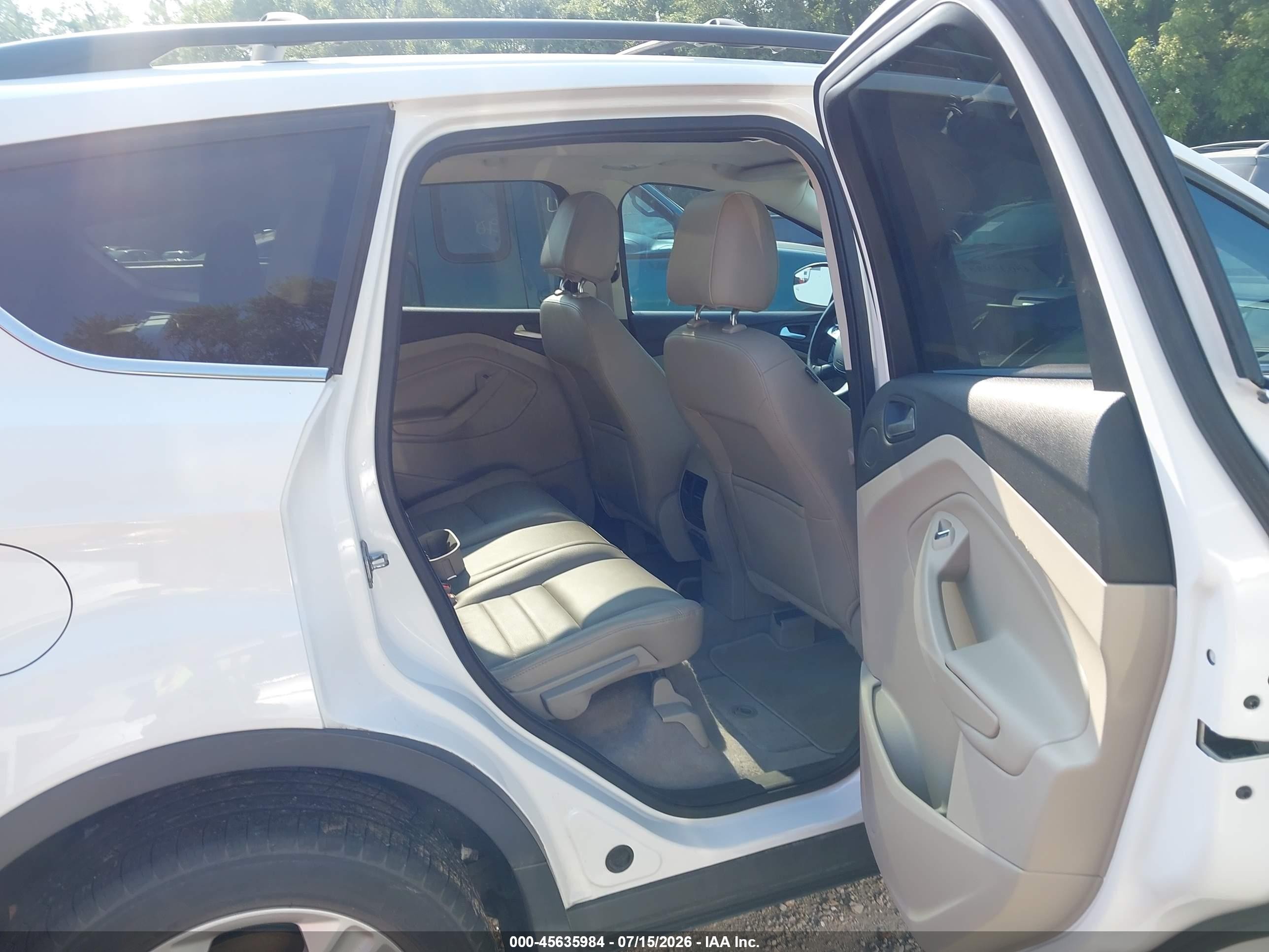 2014 Ford Escape Se White vin: 1FMCU9GX5EUA86555