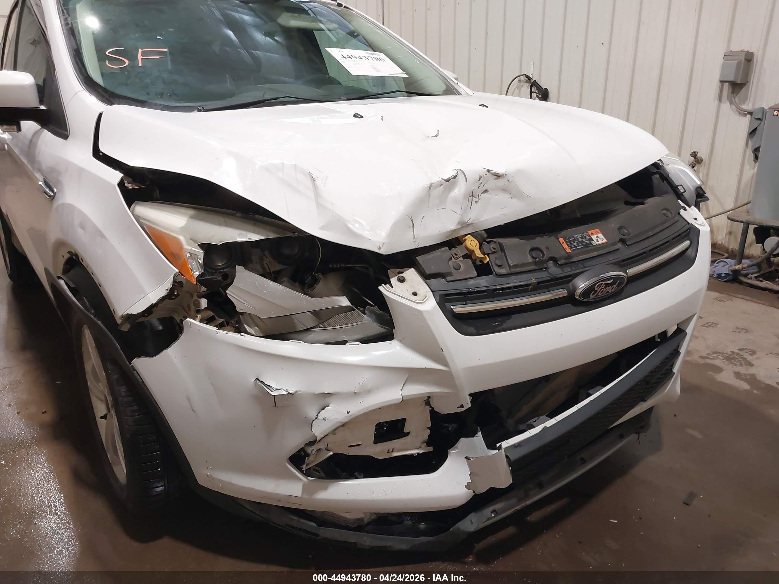 2014 Ford Escape Se White vin: 1FMCU9GX5EUC09593