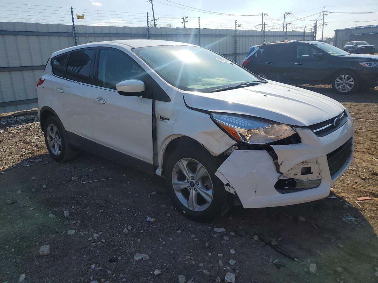 2014 Ford Escape Se White vin: 1FMCU9GX5EUC58860