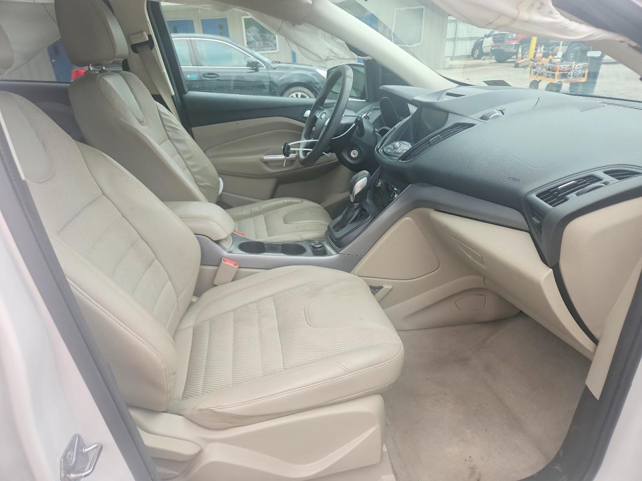 2015 Ford Escape Se White vin: 1FMCU9GX5FUA23330