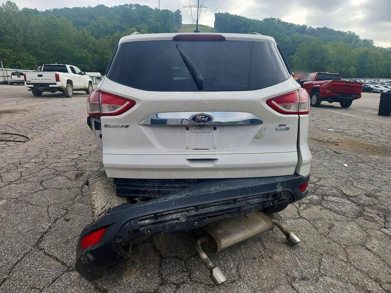 2015 Ford Escape Se White vin: 1FMCU9GX5FUA23330