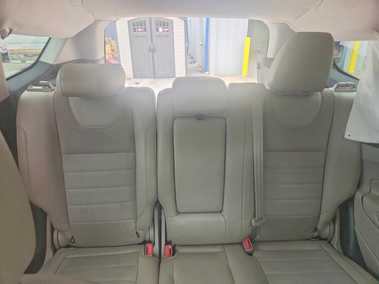 2015 Ford Escape Se White vin: 1FMCU9GX5FUA23330