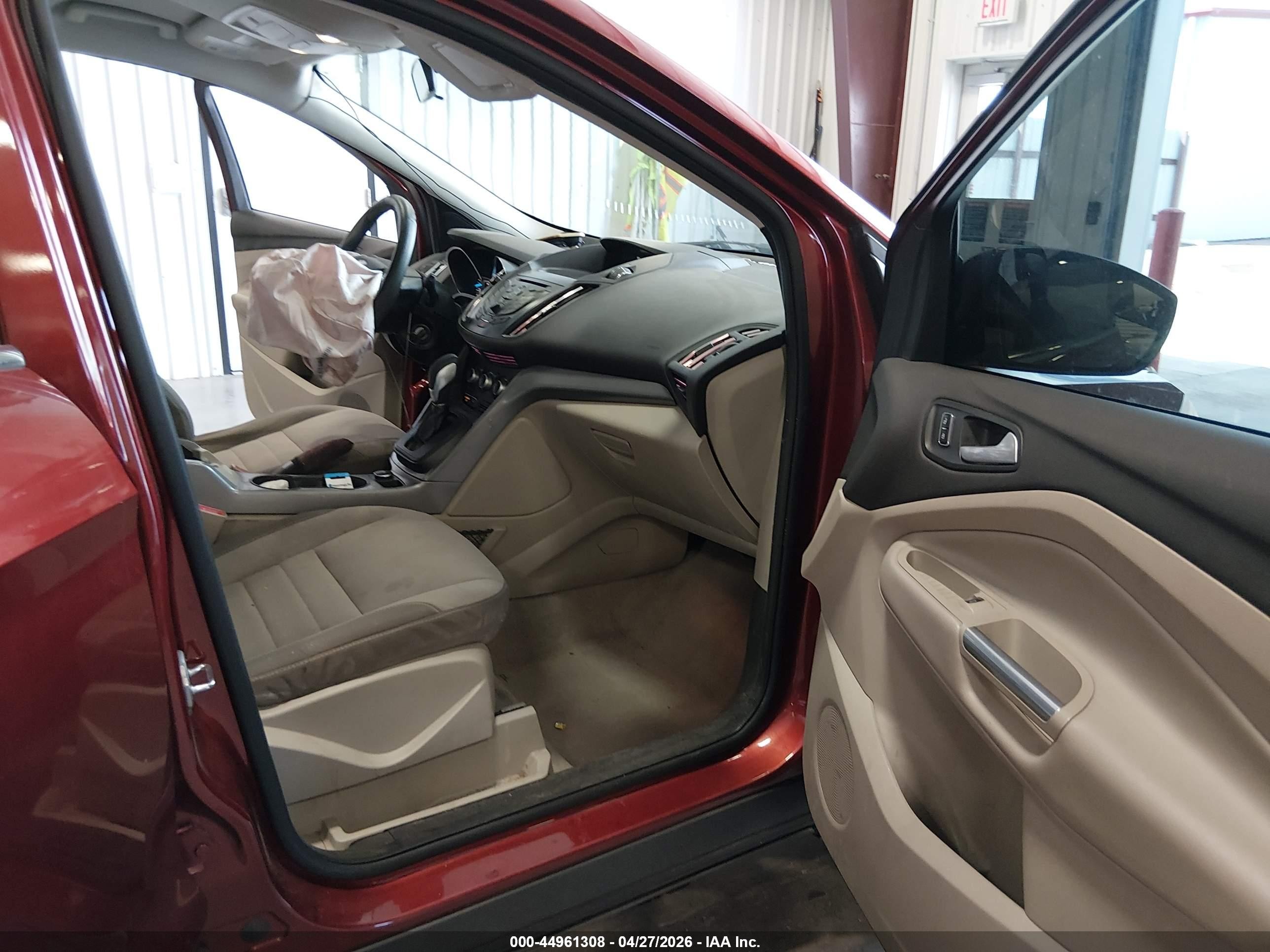 2015 Ford Escape Se Red vin: 1FMCU9GX5FUA28026