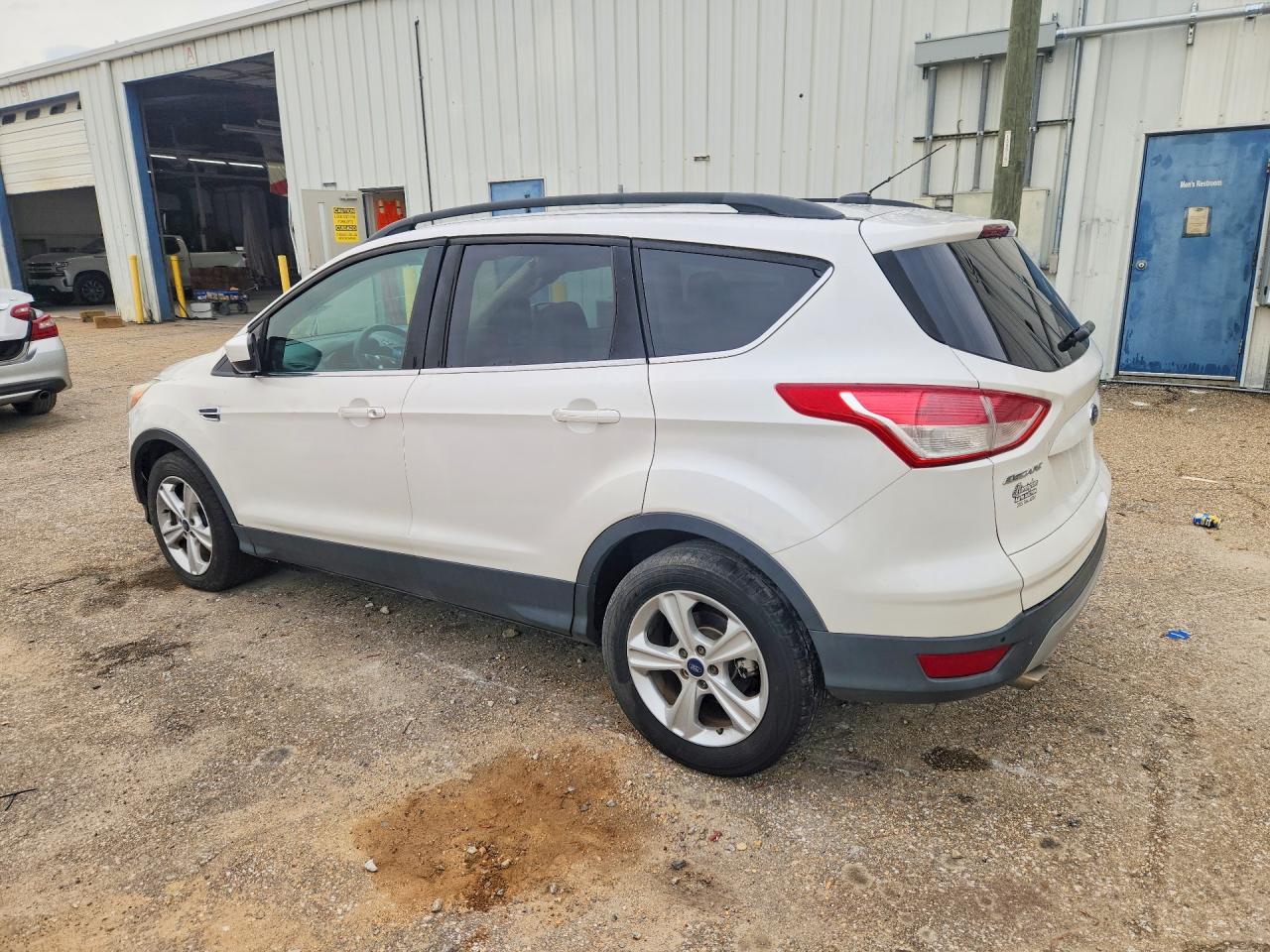 2015 Ford Escape Se White vin: 1FMCU9GX5FUA72334