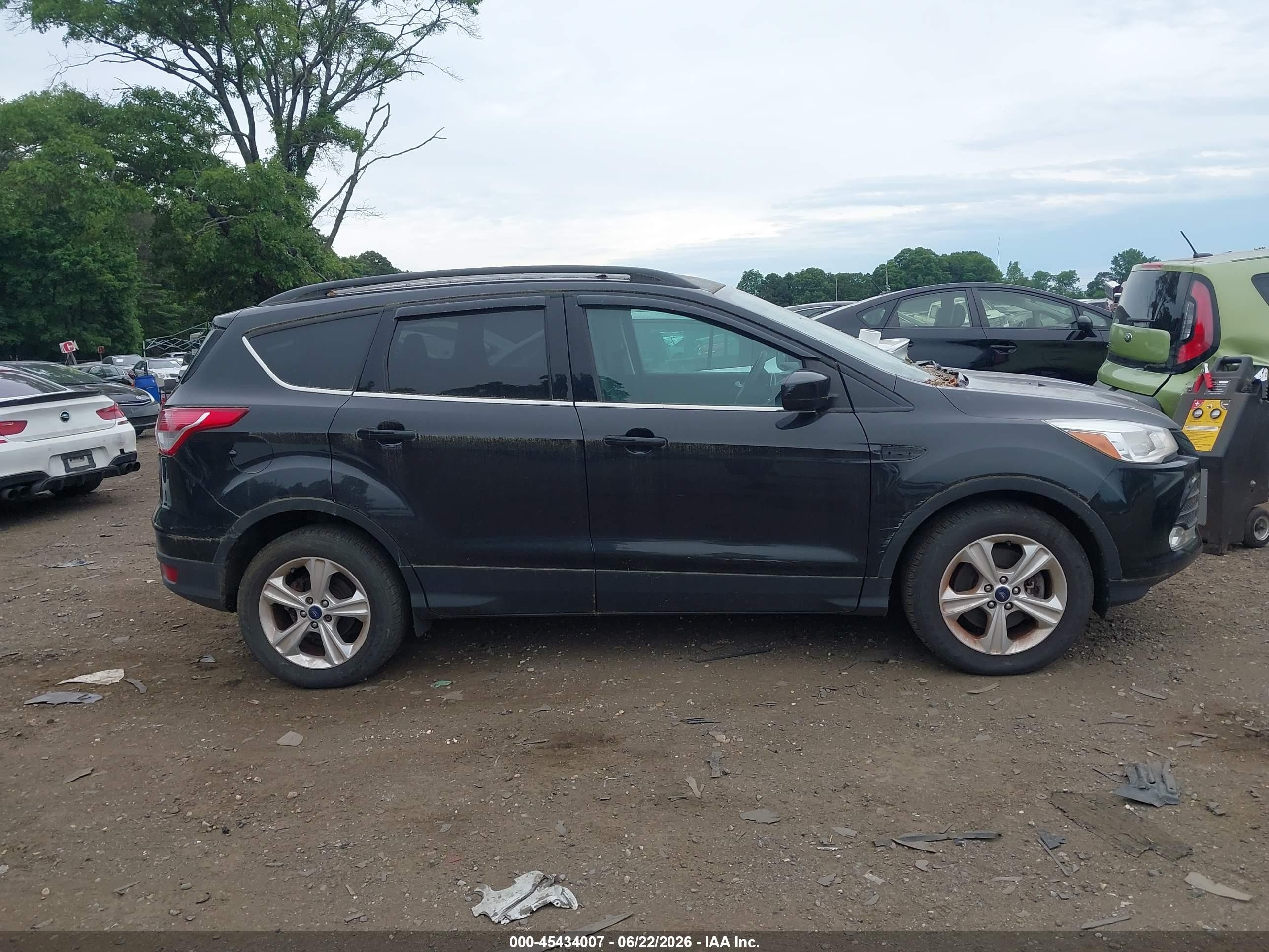 2015 Ford Escape Se Black vin: 1FMCU9GX5FUB32175