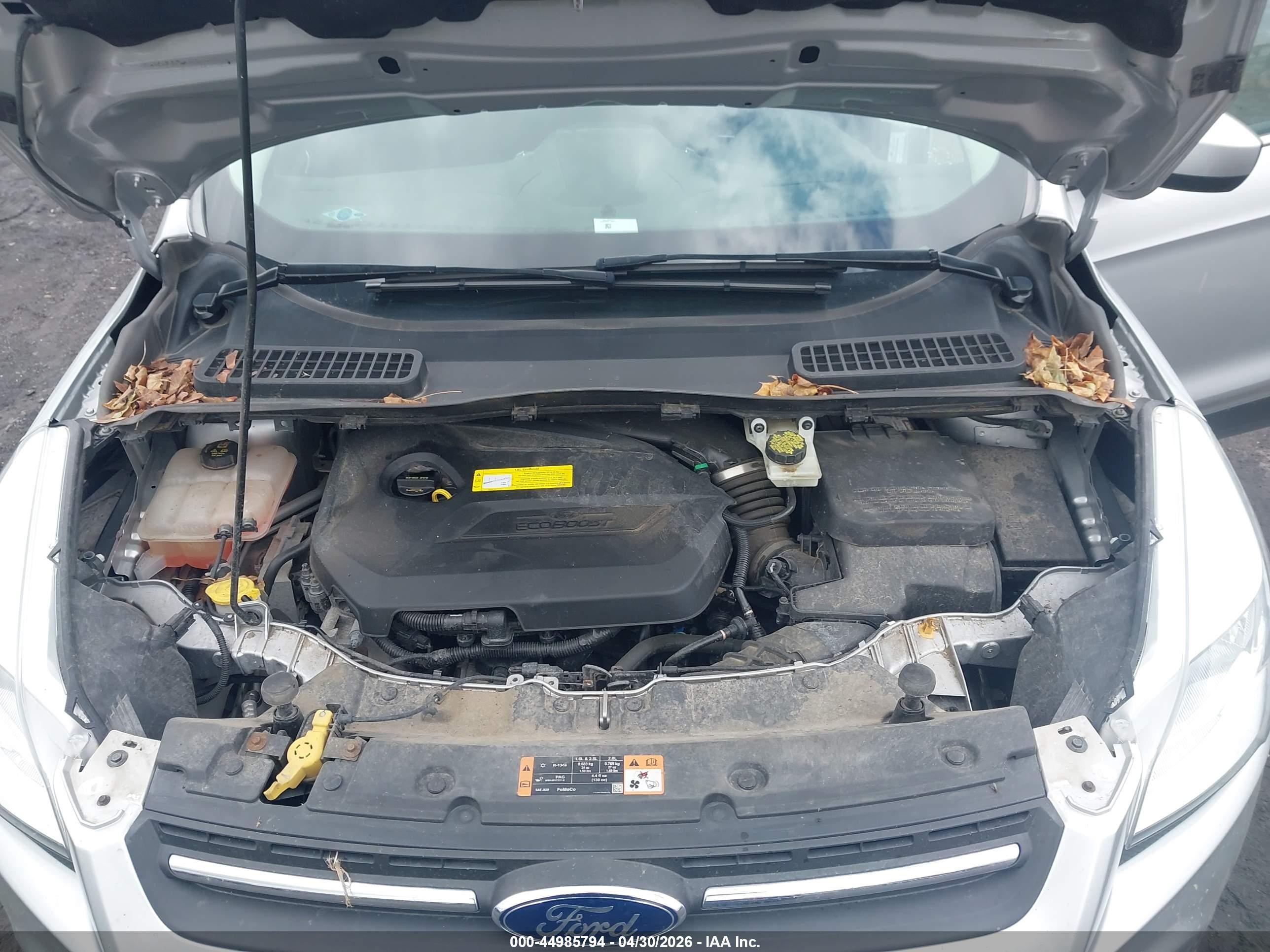 2015 Ford Escape Se Серебряный vin: 1FMCU9GX5FUB35402