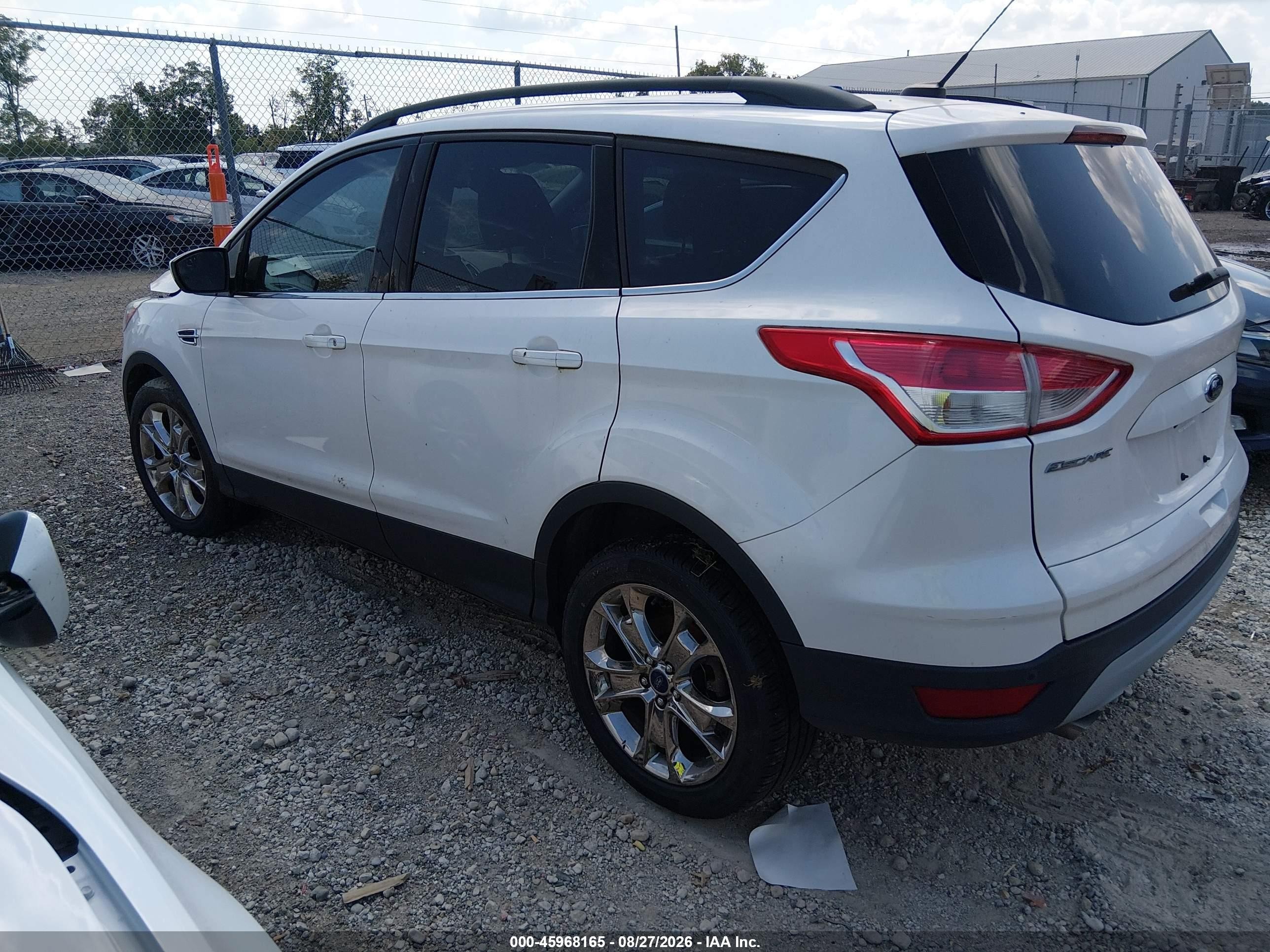 2015 Ford Escape Se White vin: 1FMCU9GX5FUB47498