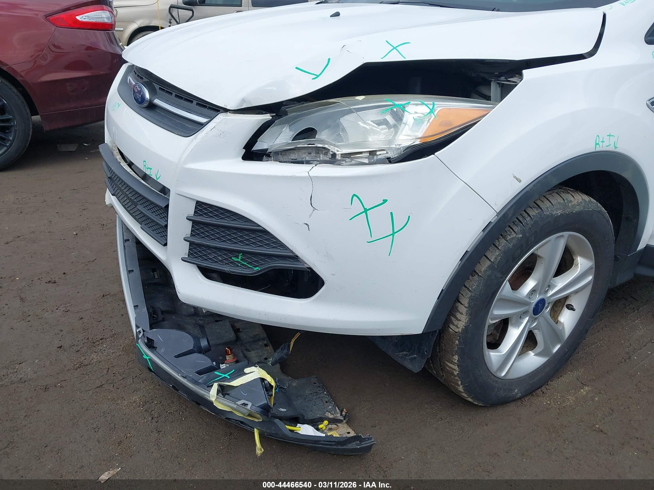 2015 Ford Escape Se White vin: 1FMCU9GX5FUC28081