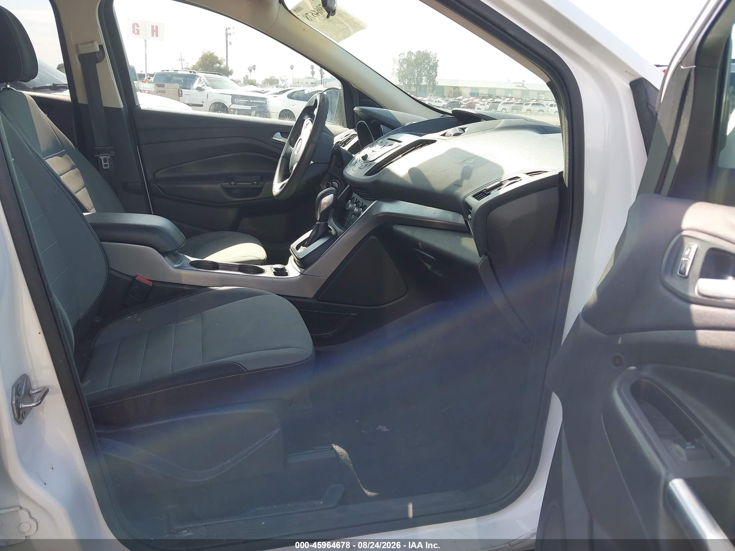 2015 Ford Escape Se White vin: 1FMCU9GX5FUC28291