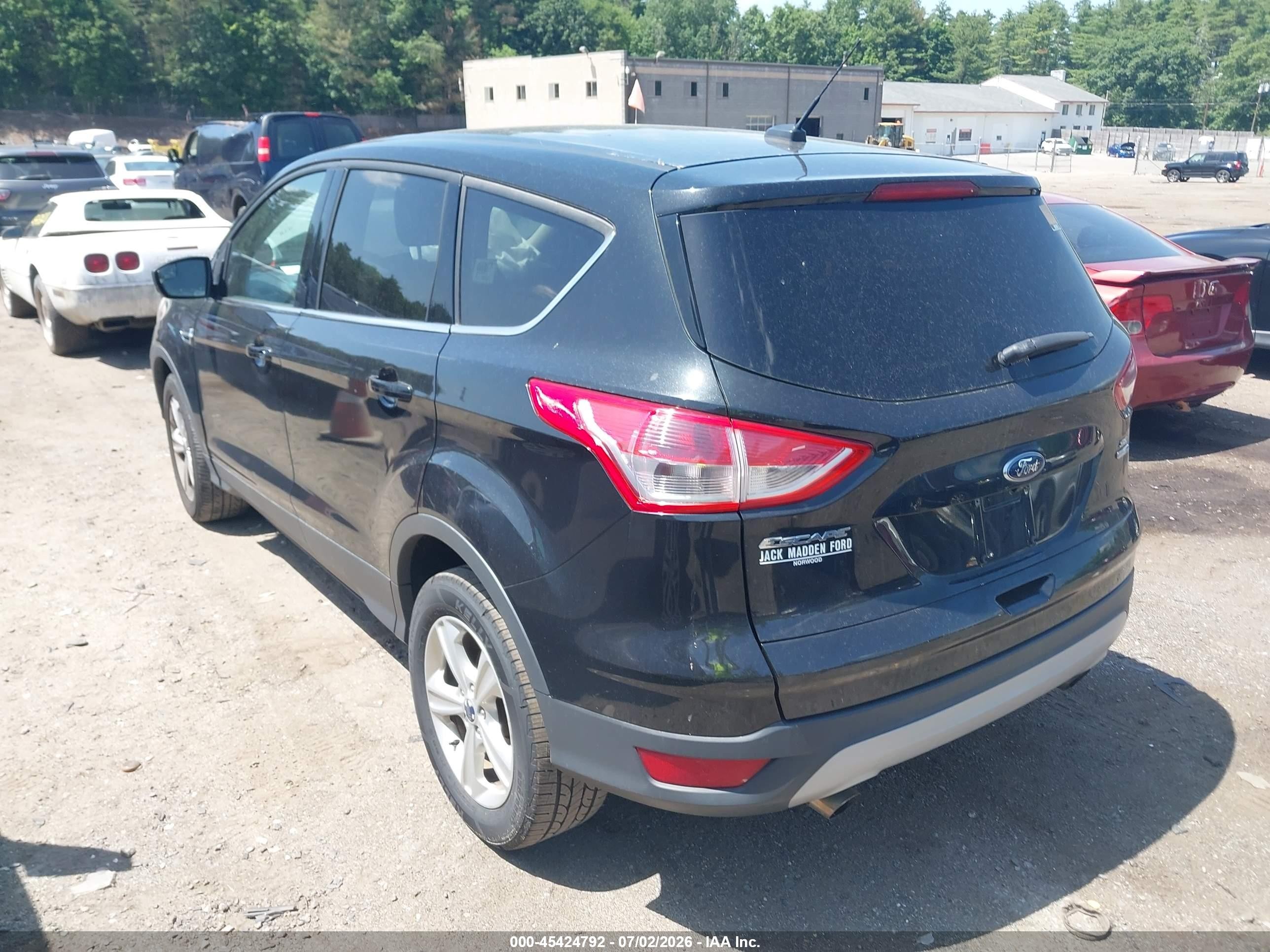 2015 Ford Escape Se Черный vin: 1FMCU9GX5FUC84392