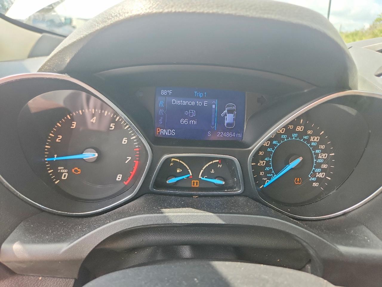 2013 Ford Escape Se Белый vin: 1FMCU9GX6DUB35678