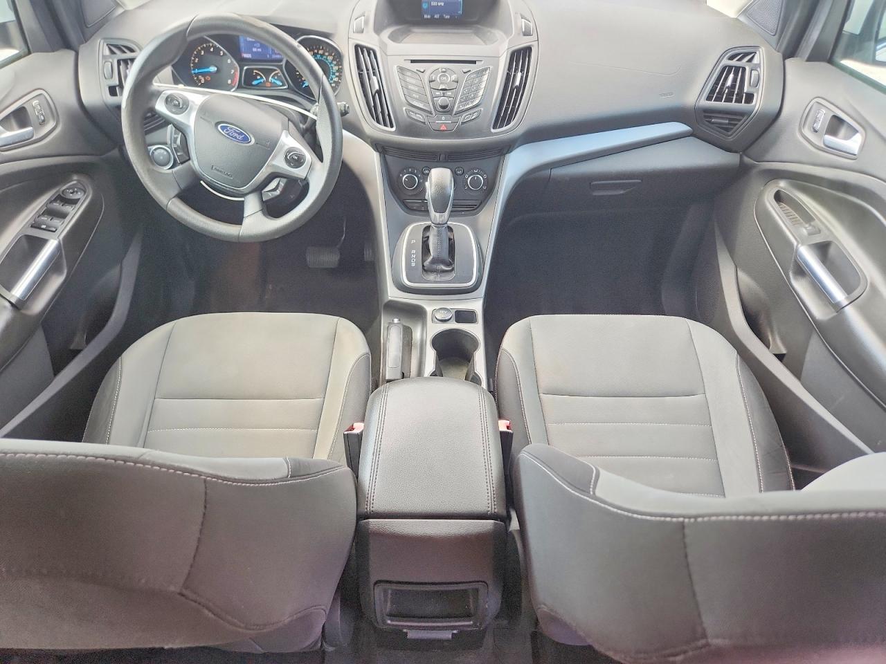 2013 Ford Escape Se Белый vin: 1FMCU9GX6DUB35678