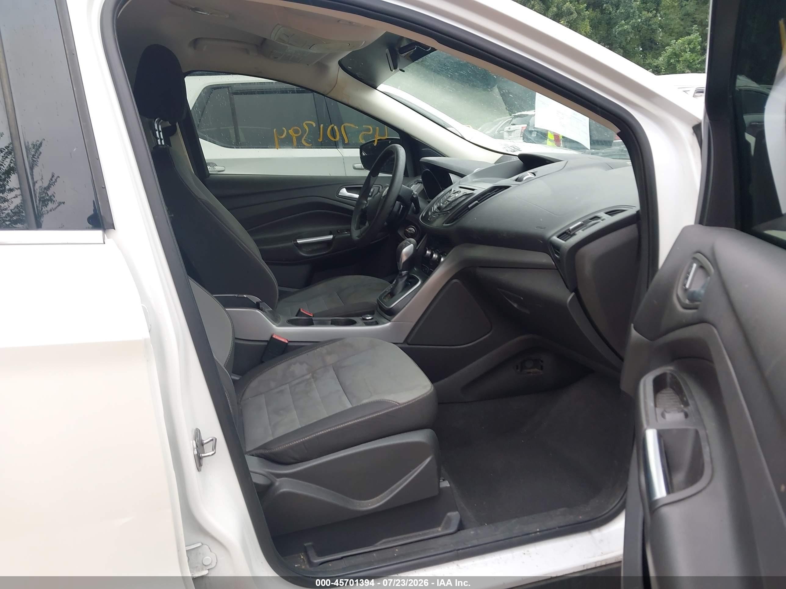 2013 Ford Escape Se White vin: 1FMCU9GX6DUB63853