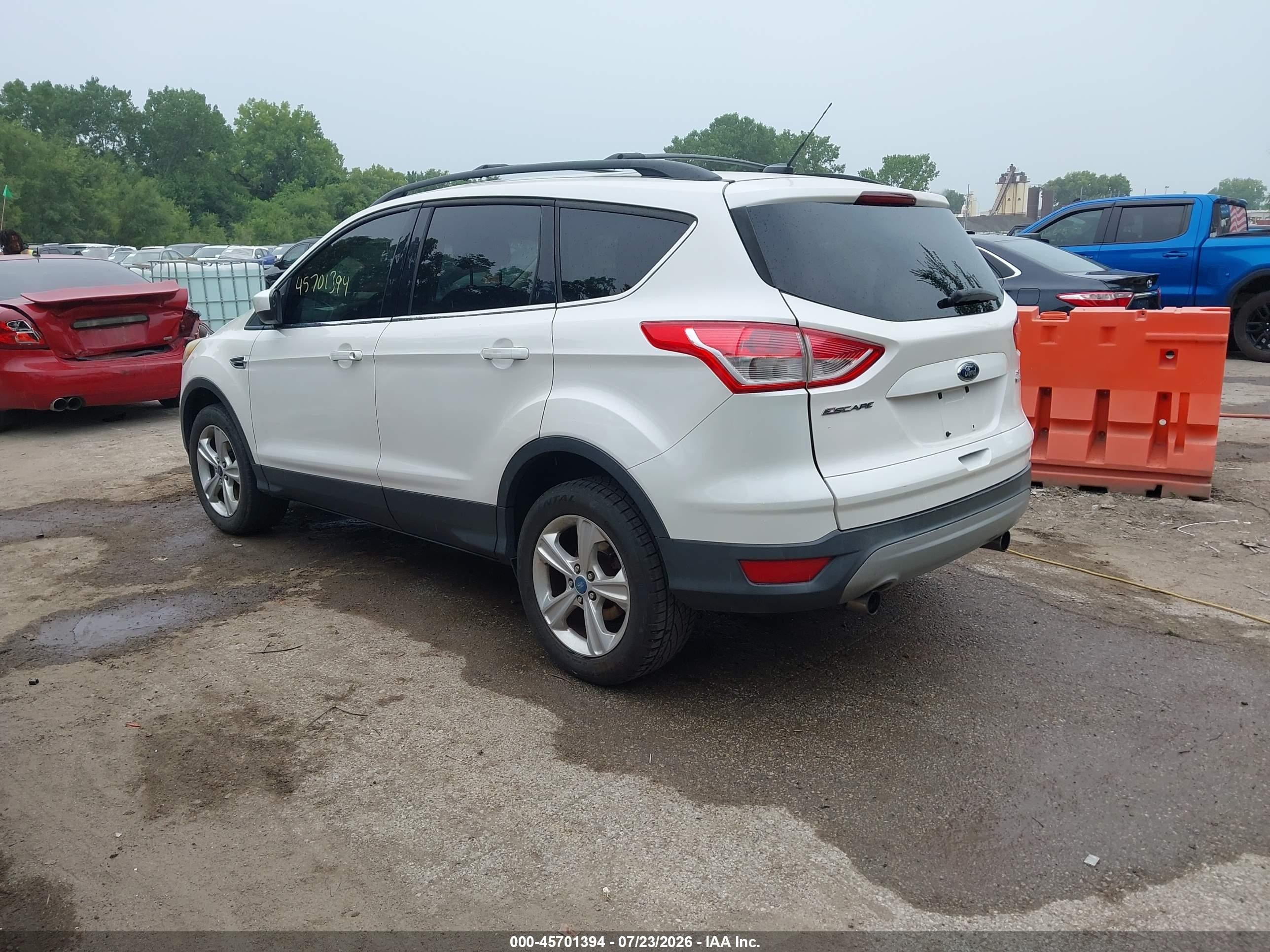 2013 Ford Escape Se White vin: 1FMCU9GX6DUB63853