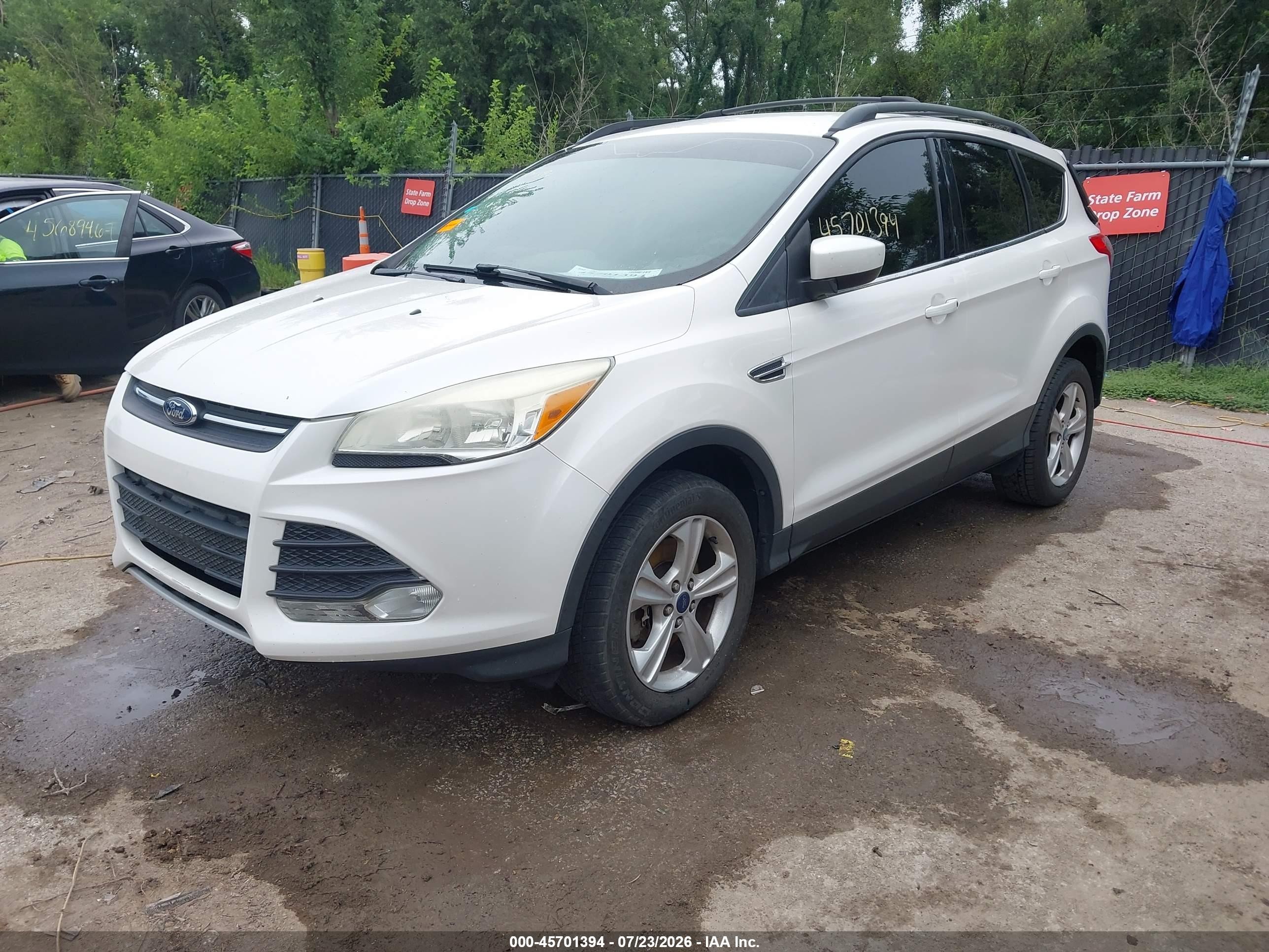 2013 Ford Escape Se White vin: 1FMCU9GX6DUB63853